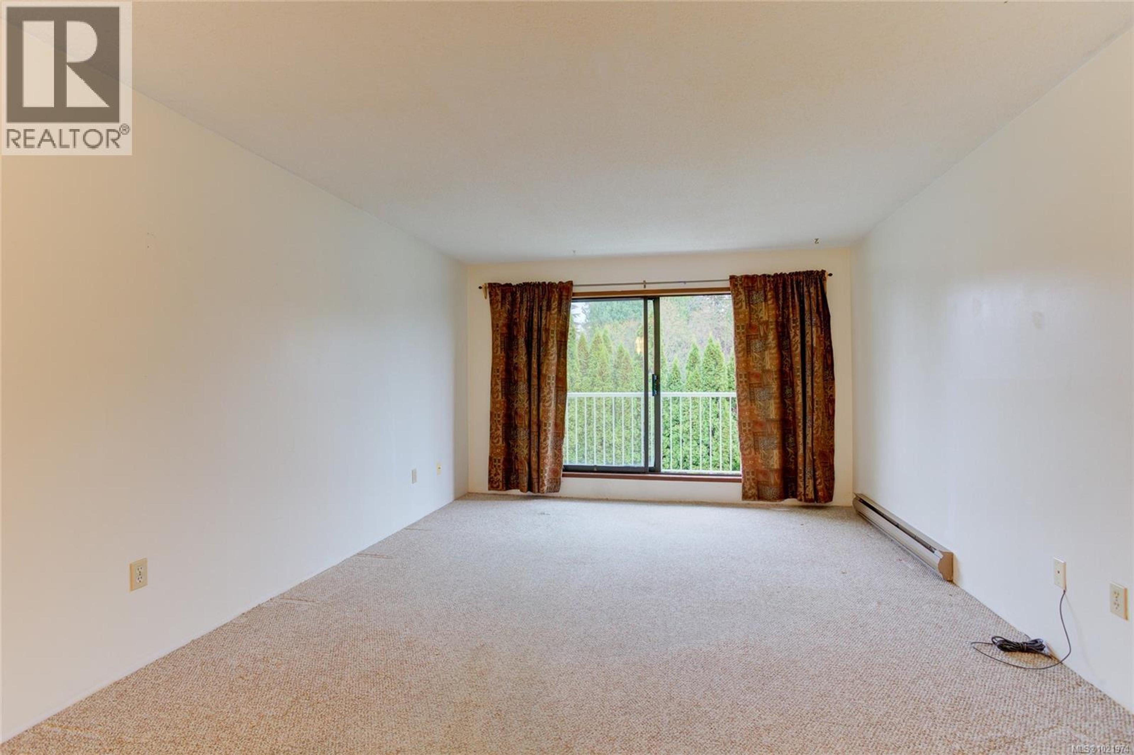 #206 18 KING GEORGE ST - 14