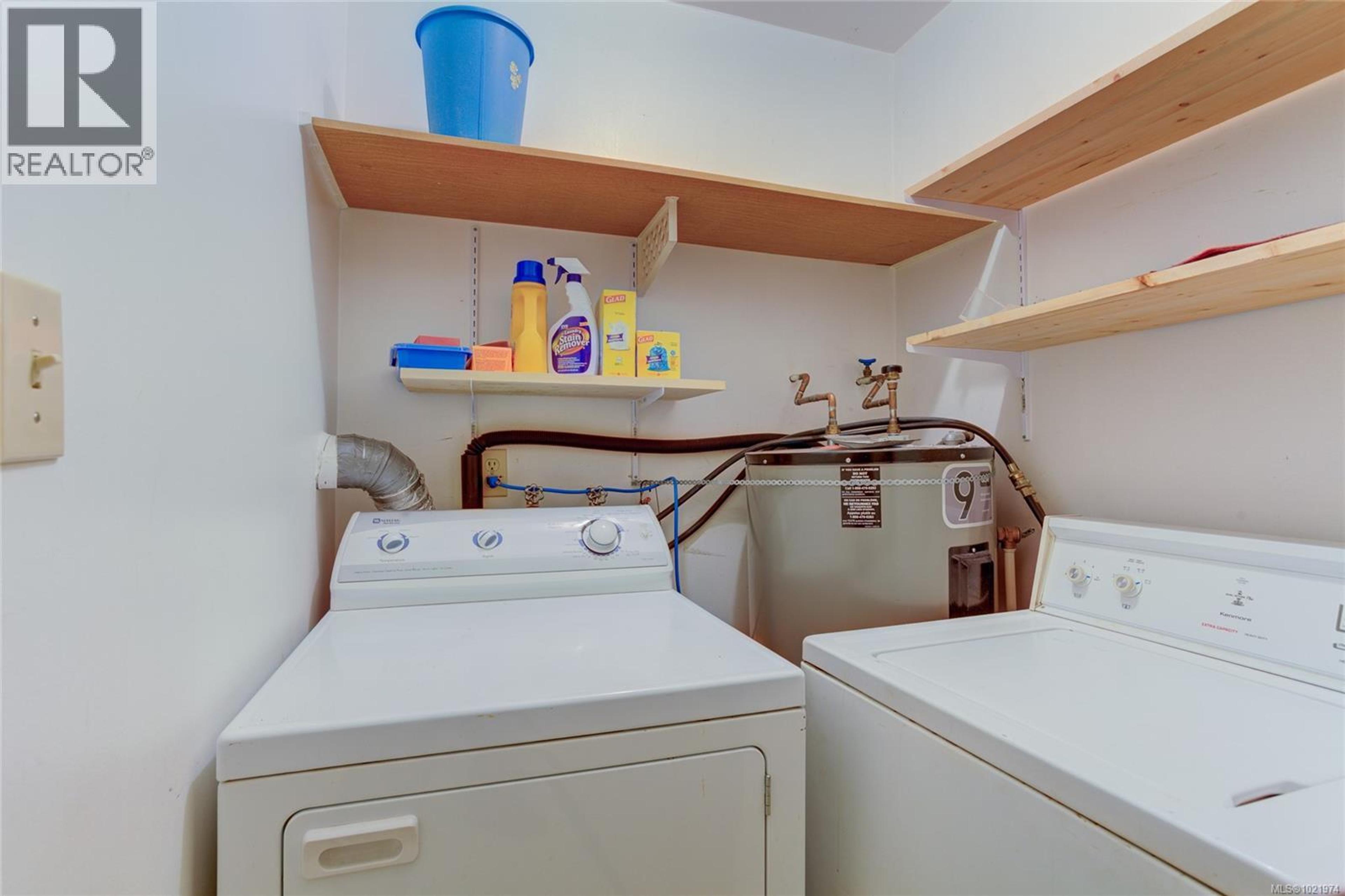 #206 18 KING GEORGE ST - 22