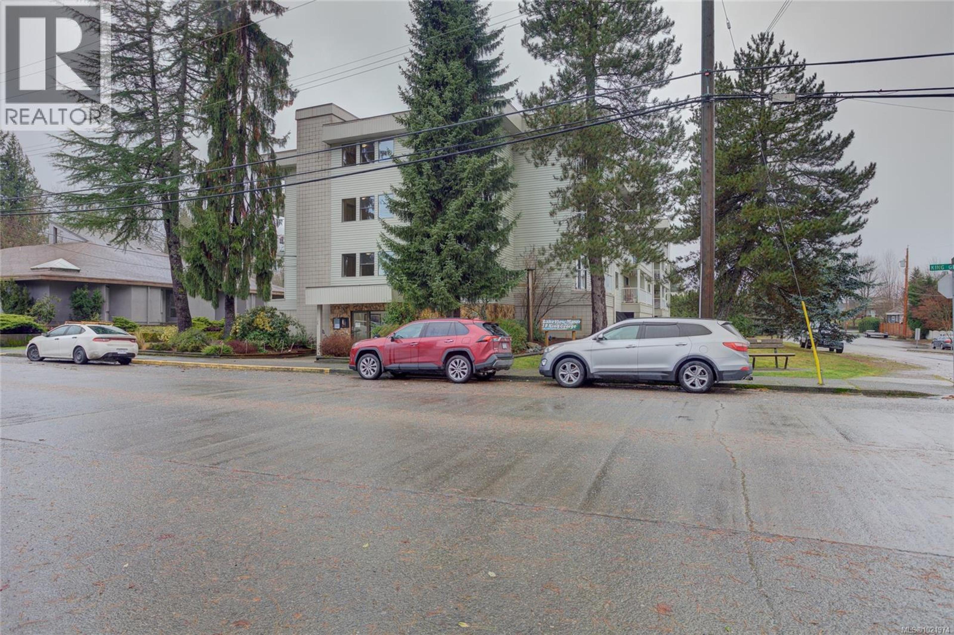 #206 18 KING GEORGE ST - 31