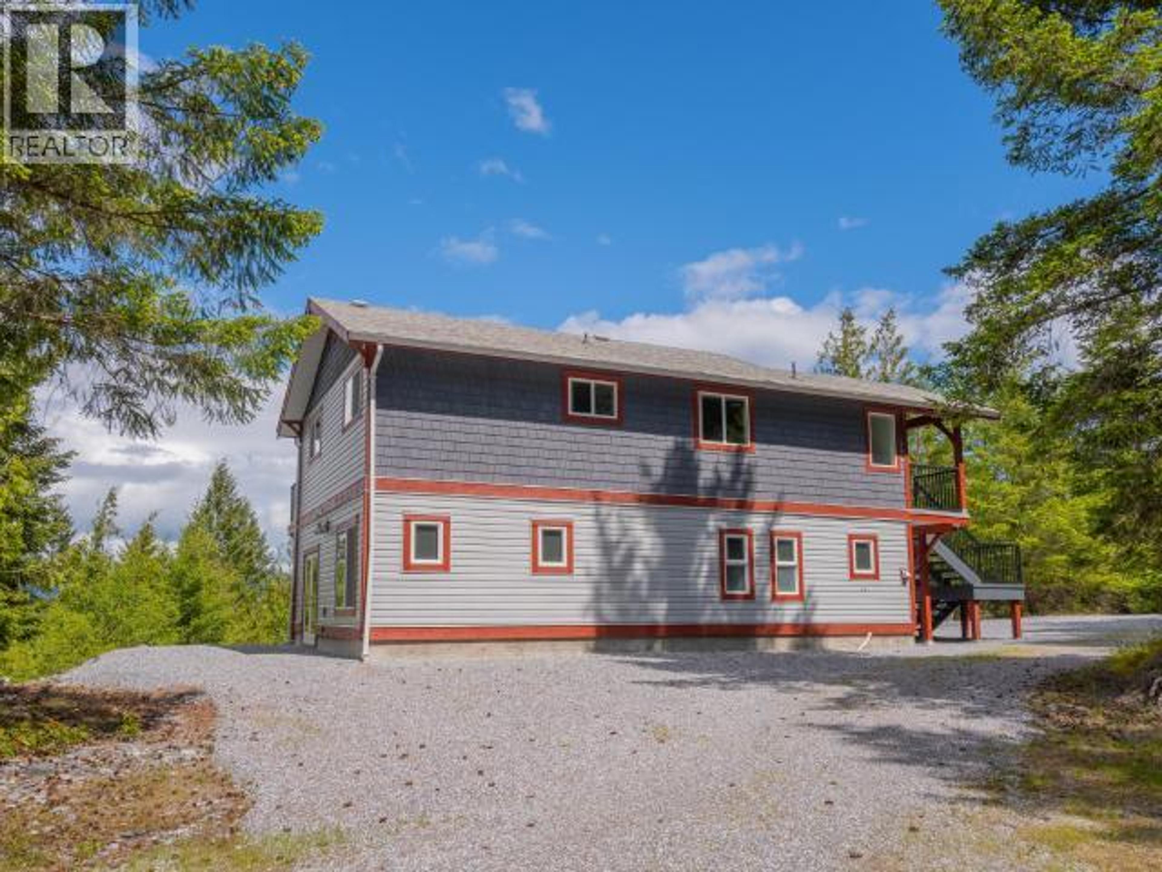 2389 WALL STREET - 16