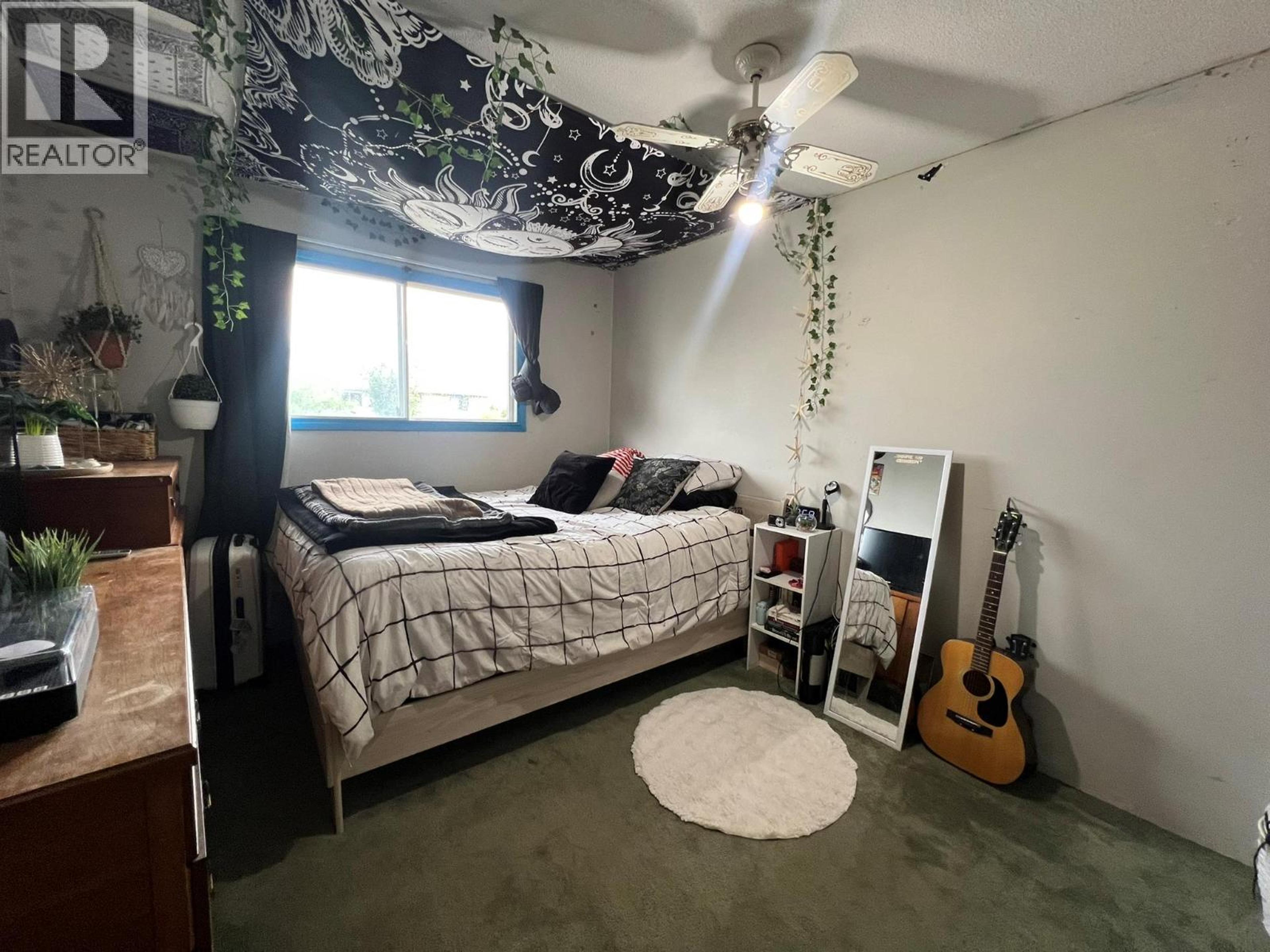 2376 QUILCHENA AVENUE - 19