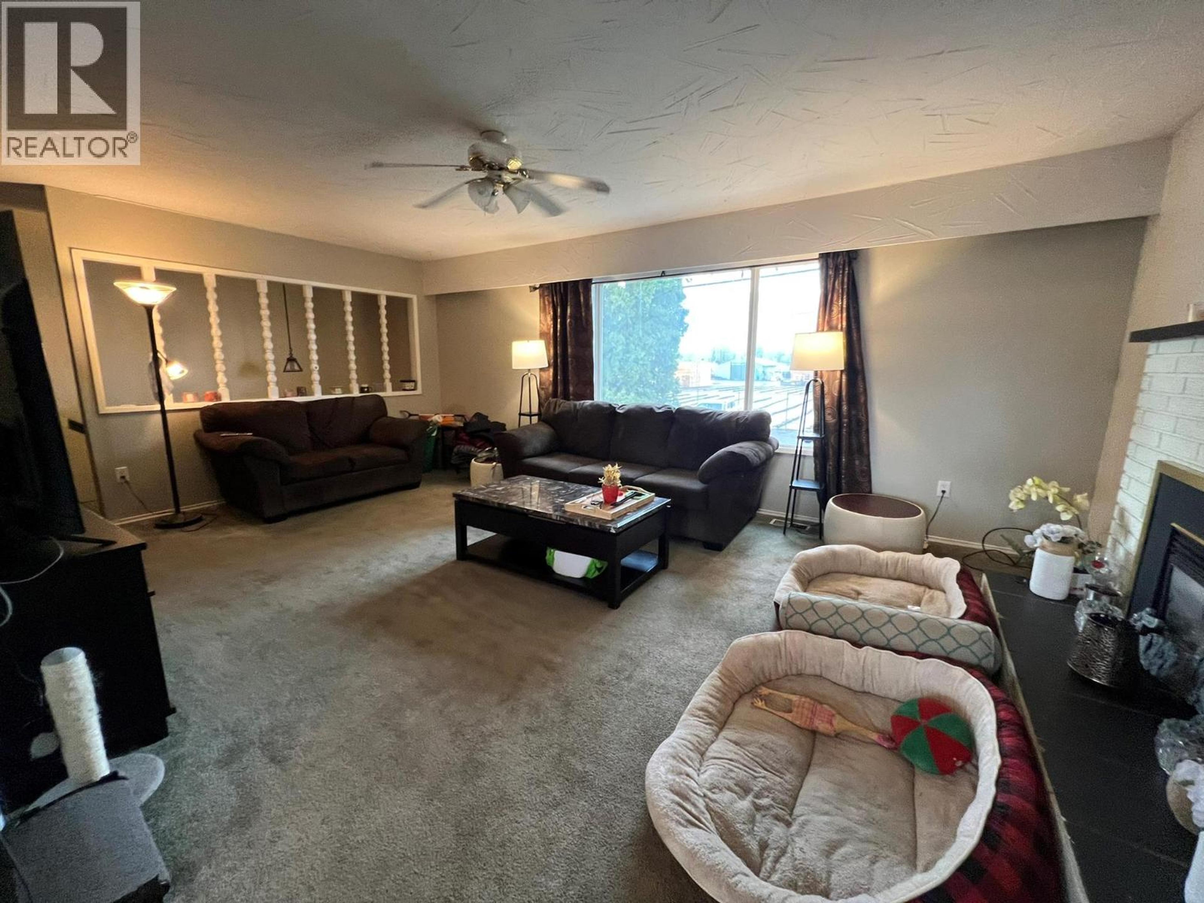 2376 QUILCHENA AVENUE - 24