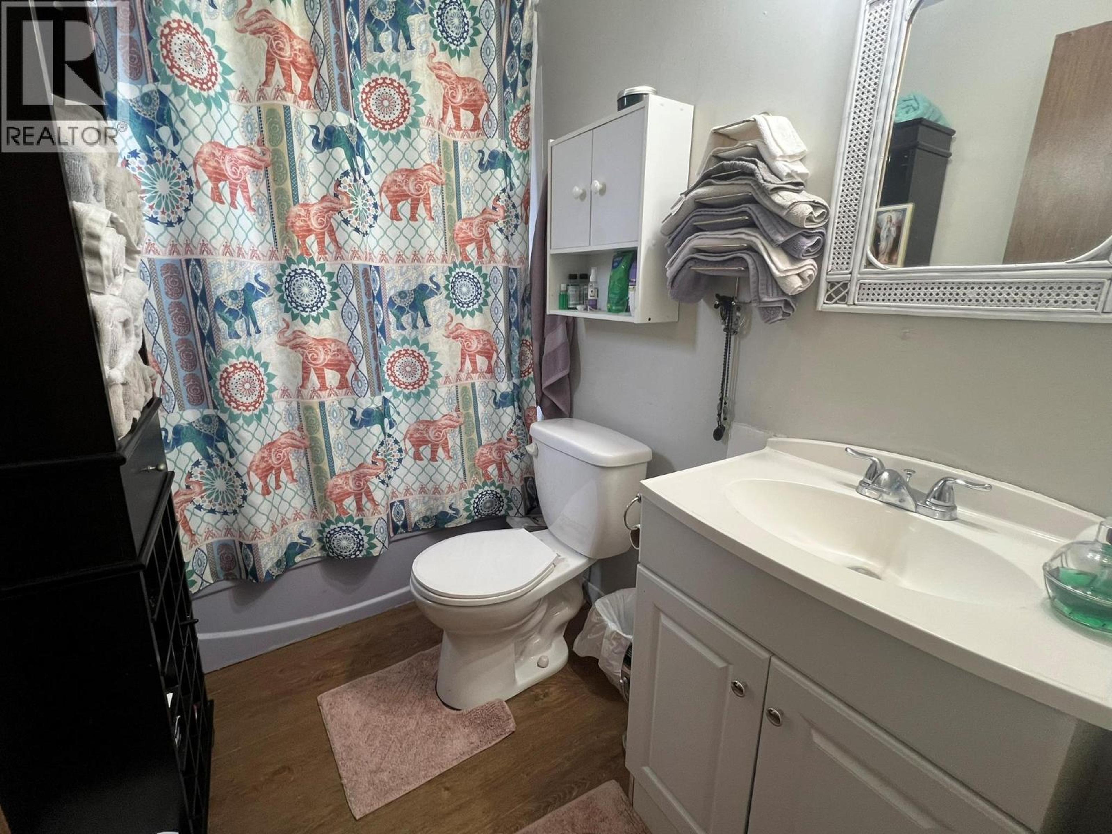 2376 QUILCHENA AVENUE - 4