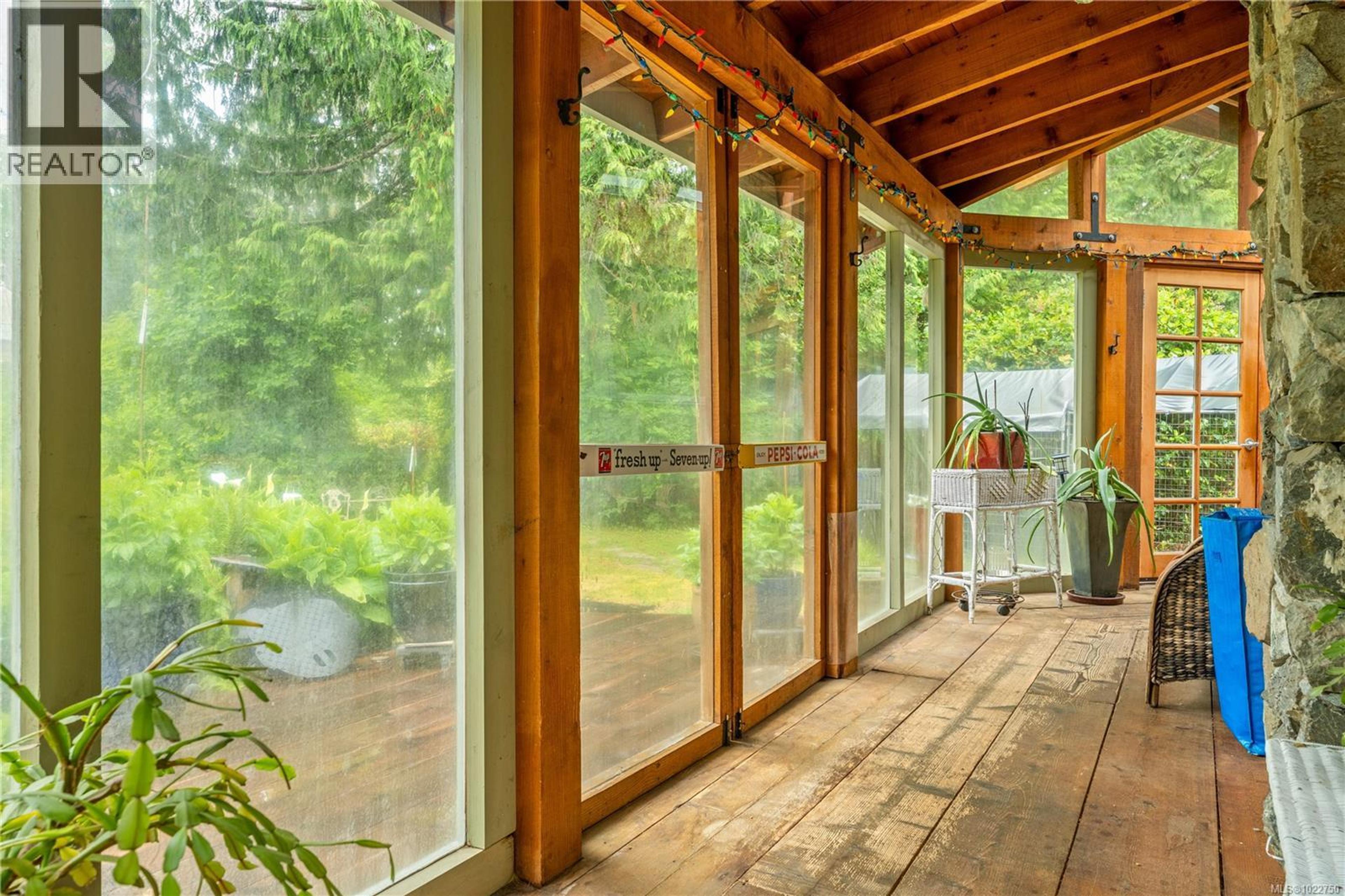 1364 CHESTERMAN BEACH RD - 22