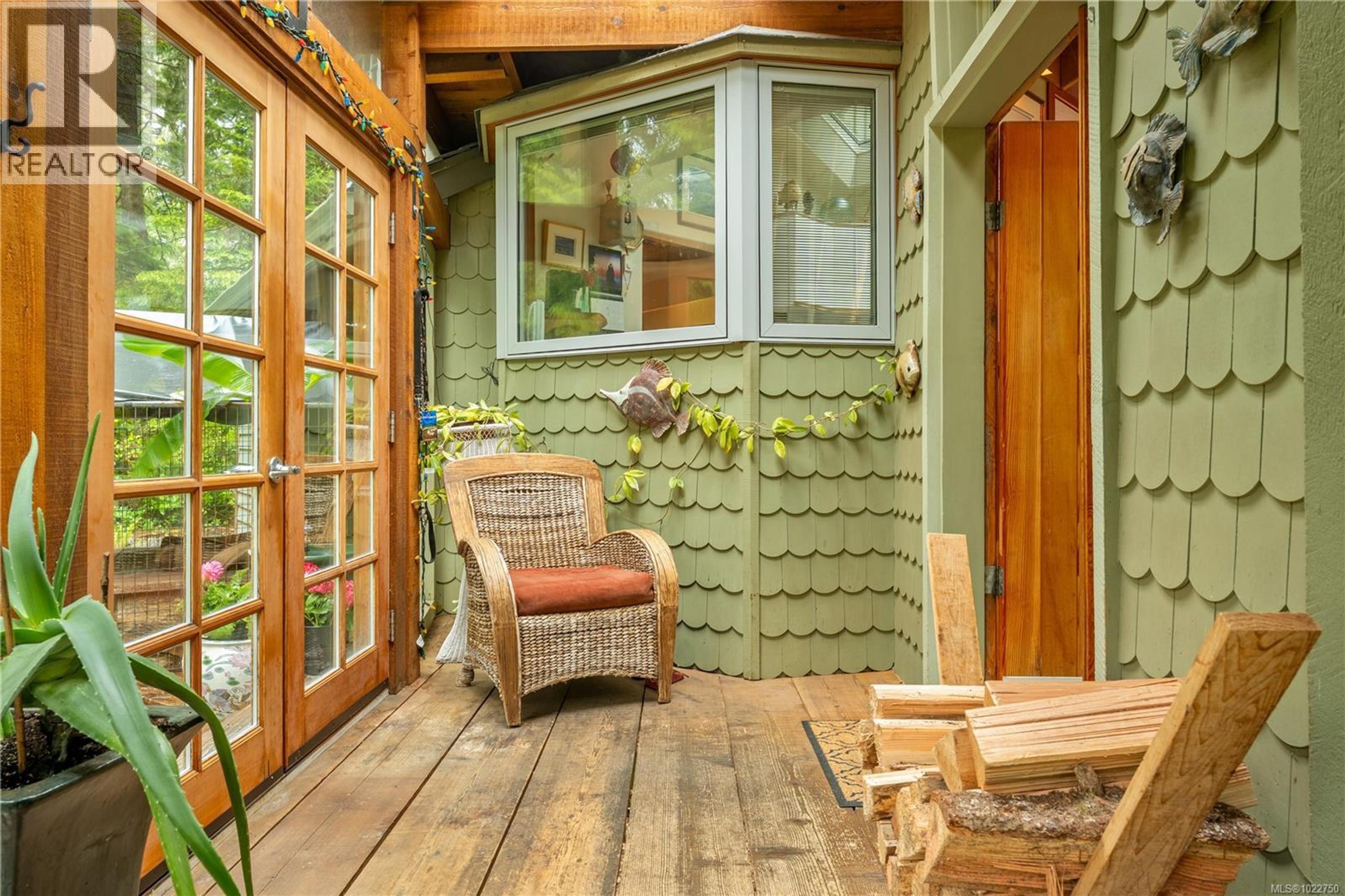 1364 CHESTERMAN BEACH RD - 25