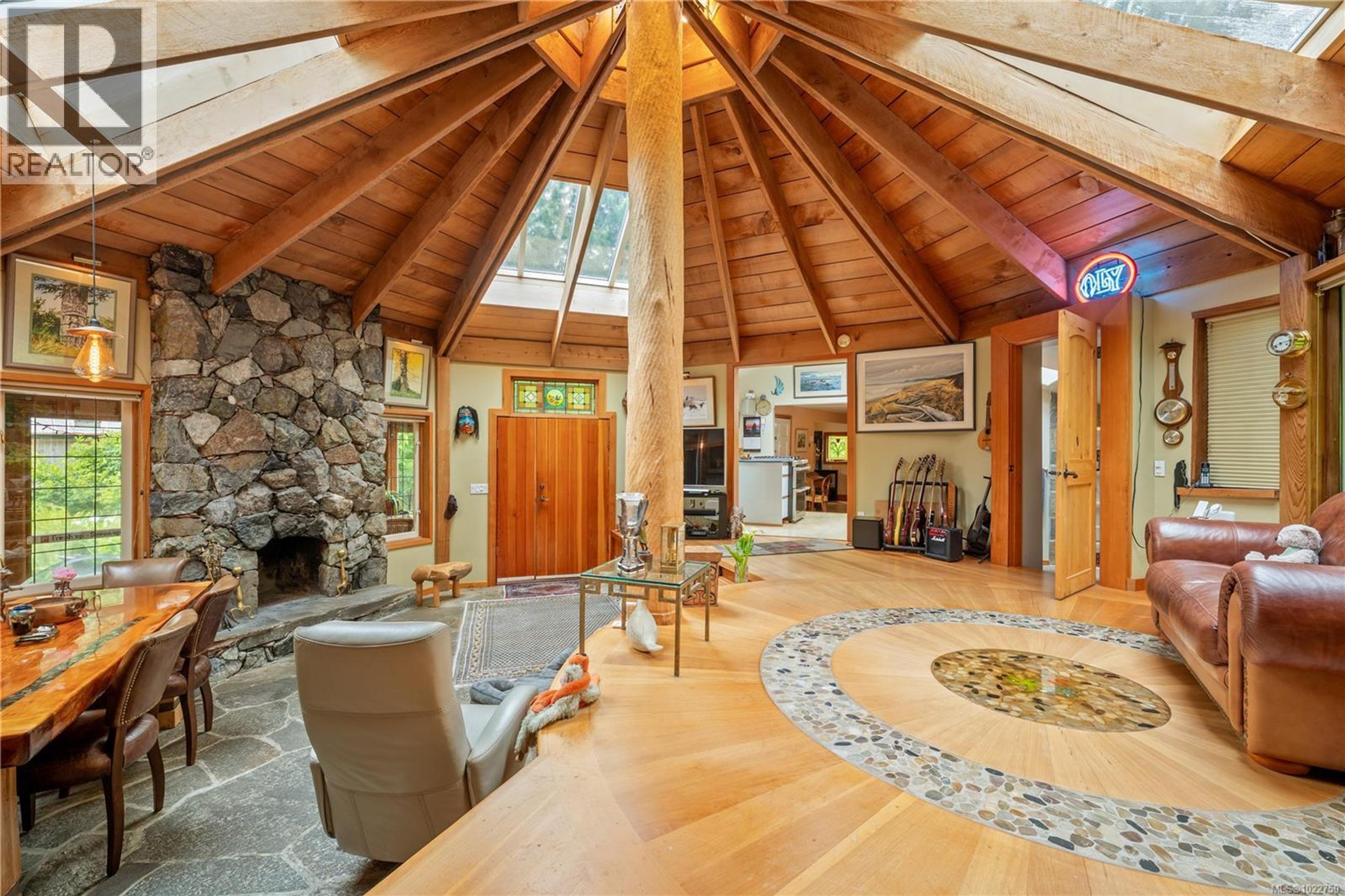 1364 CHESTERMAN BEACH RD - 29