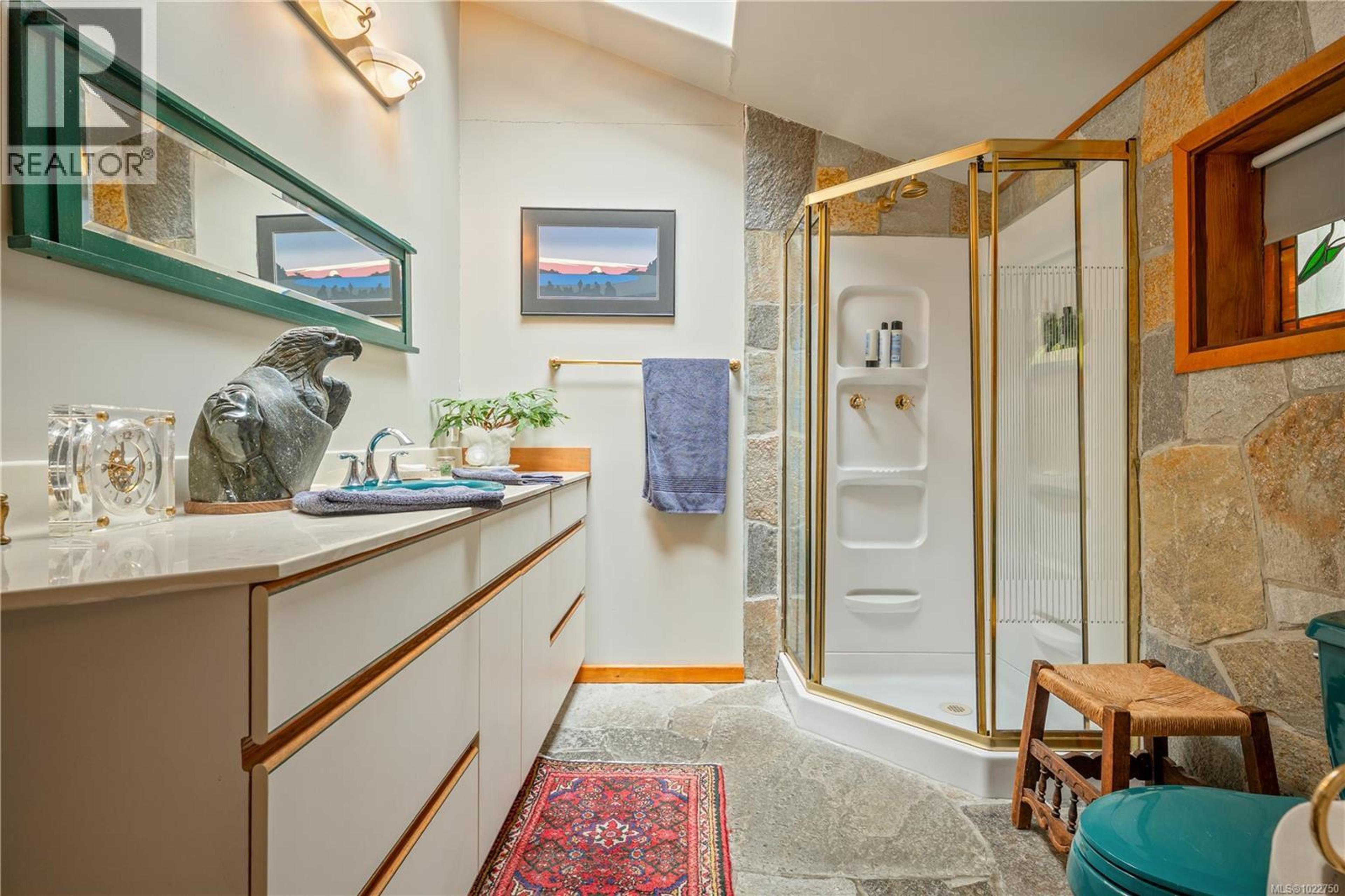 1364 CHESTERMAN BEACH RD - 30