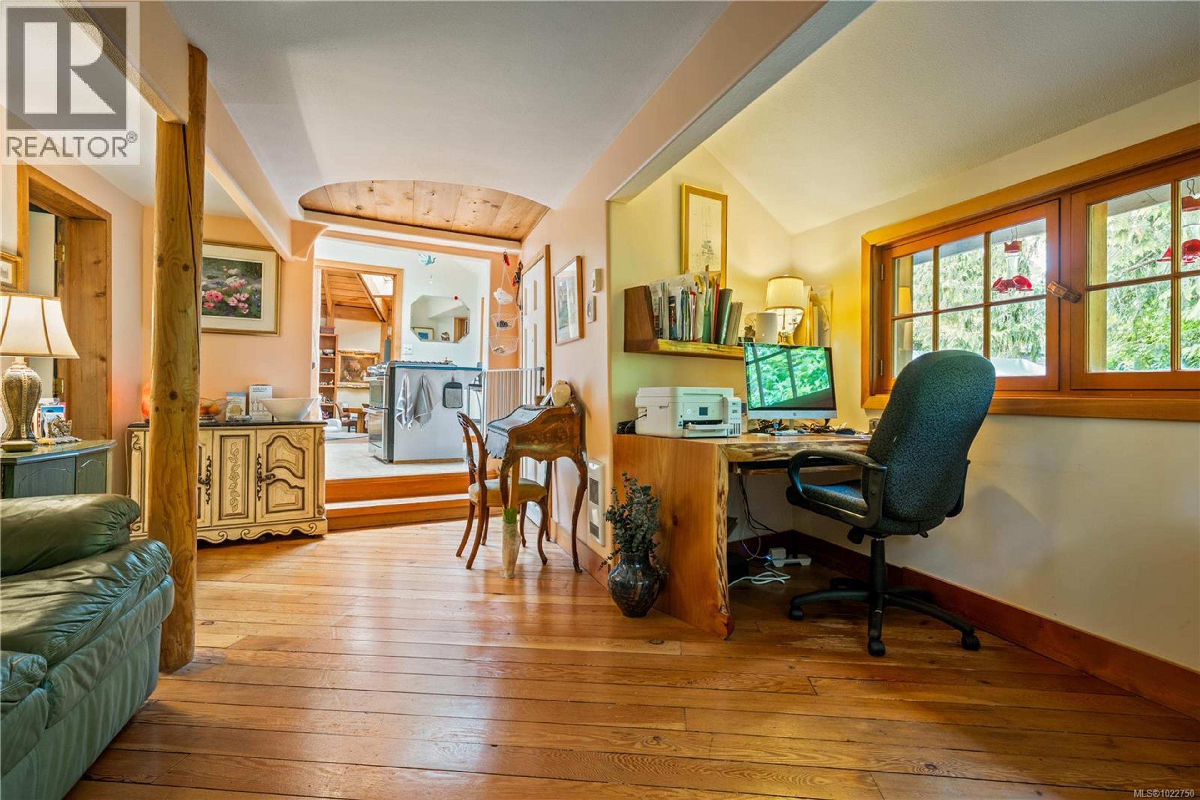 1364 CHESTERMAN BEACH RD - 36