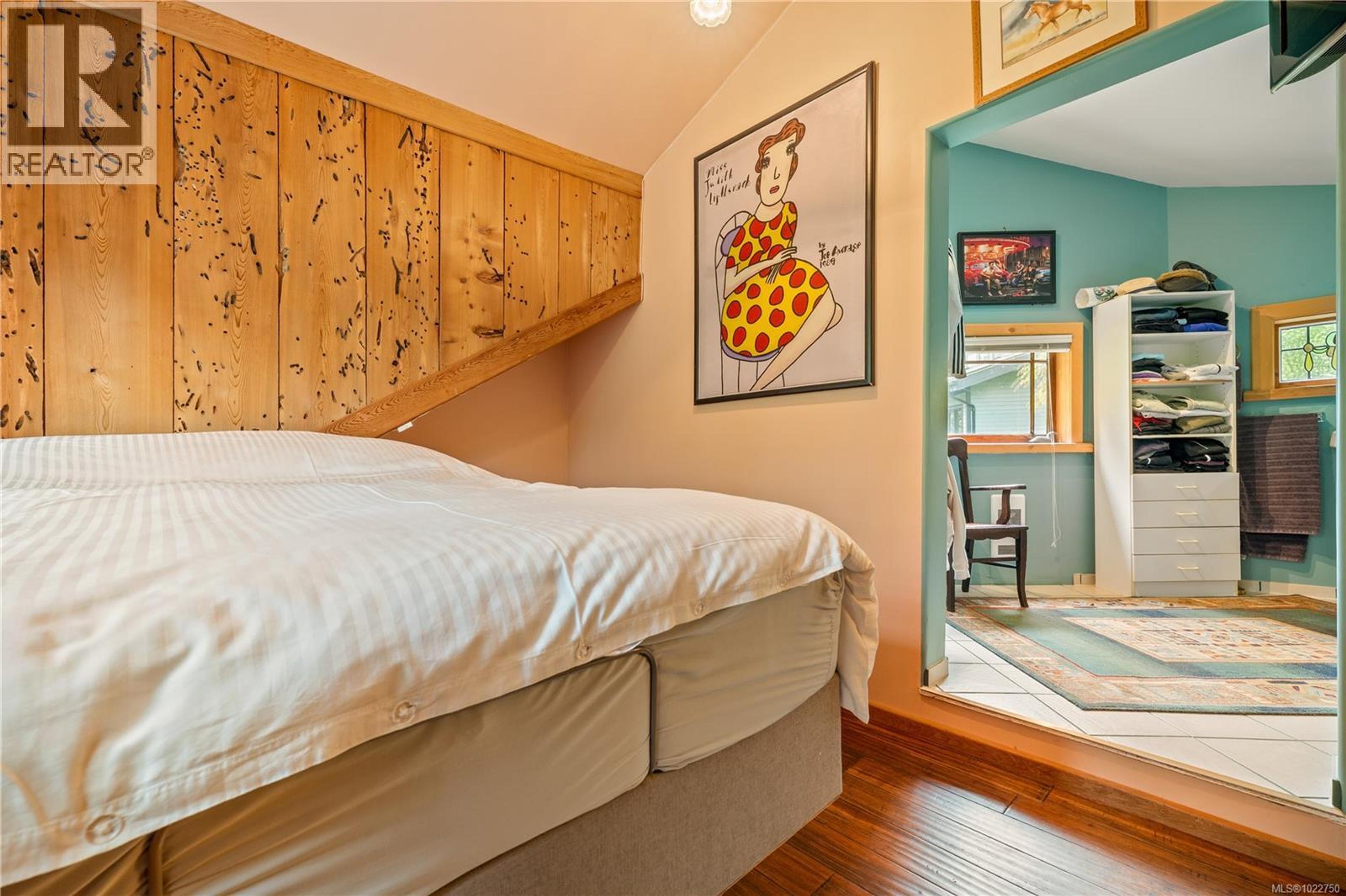 1364 CHESTERMAN BEACH RD - 43