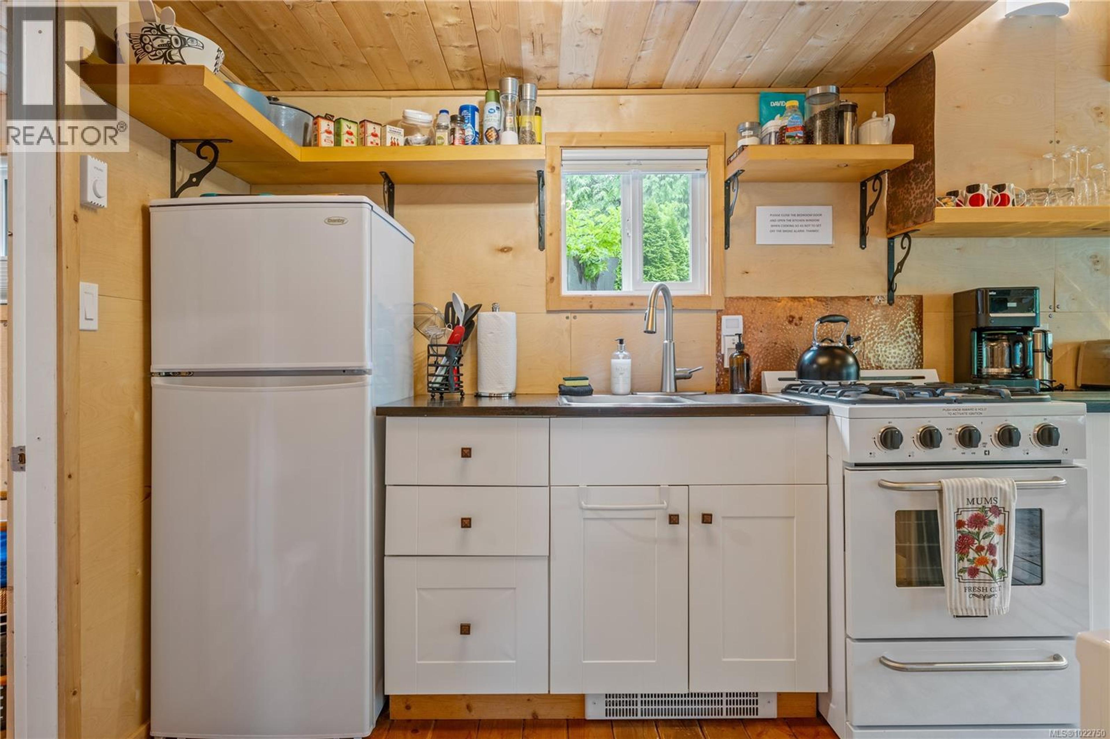 1364 CHESTERMAN BEACH RD - 57