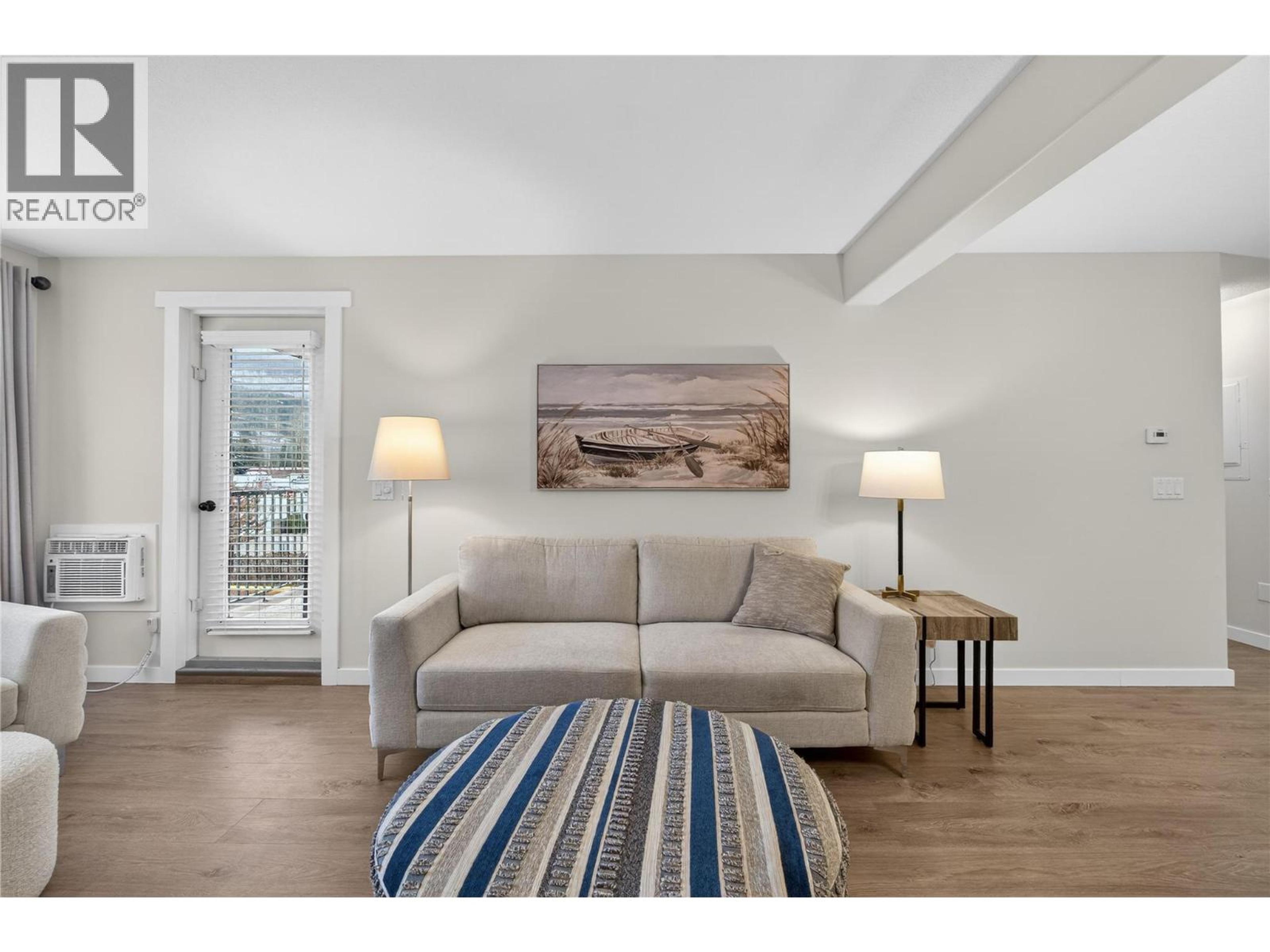 #206 1002 RIVERSIDE AVENUE - 8