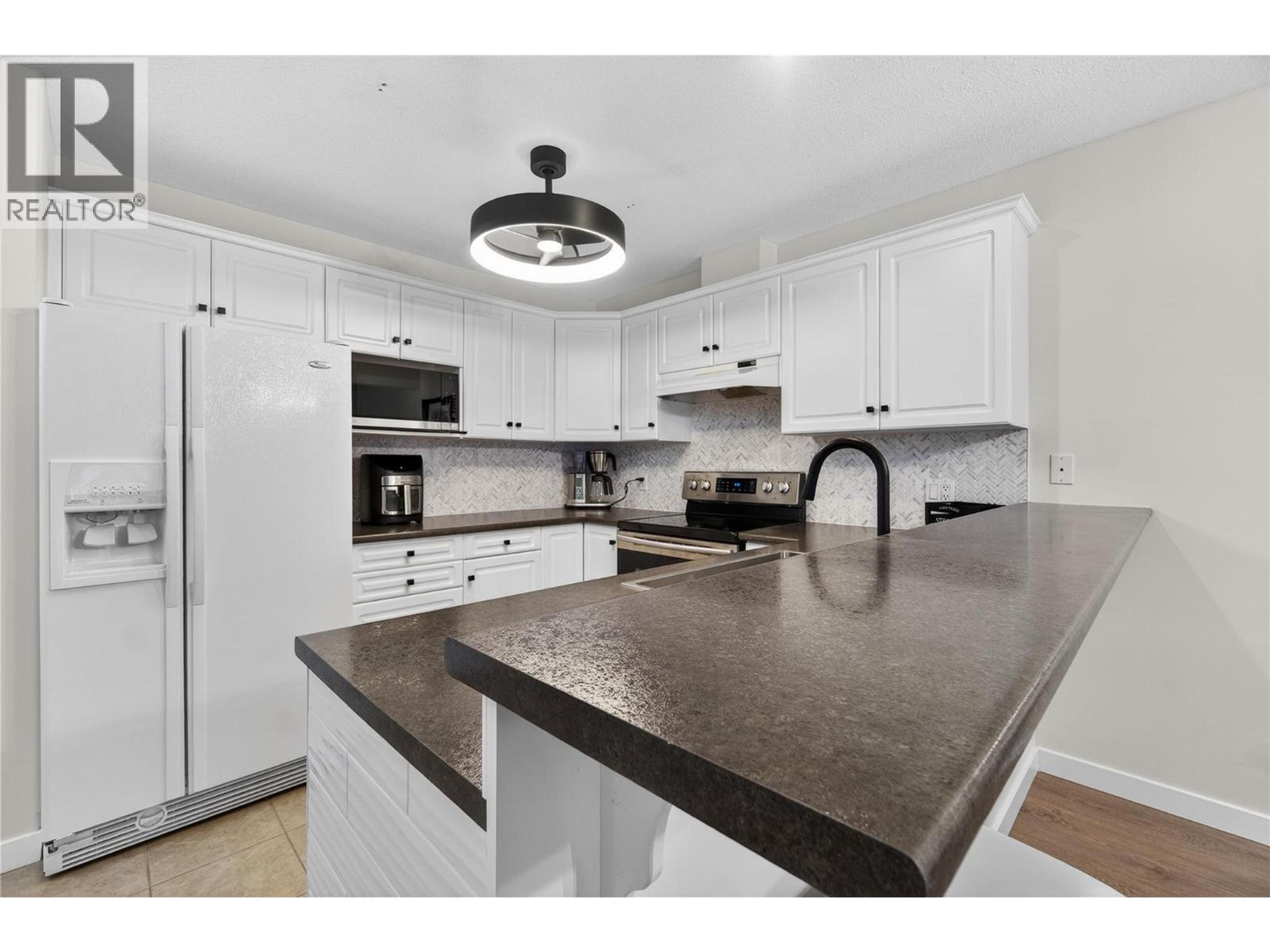 #206 1002 RIVERSIDE AVENUE - 15