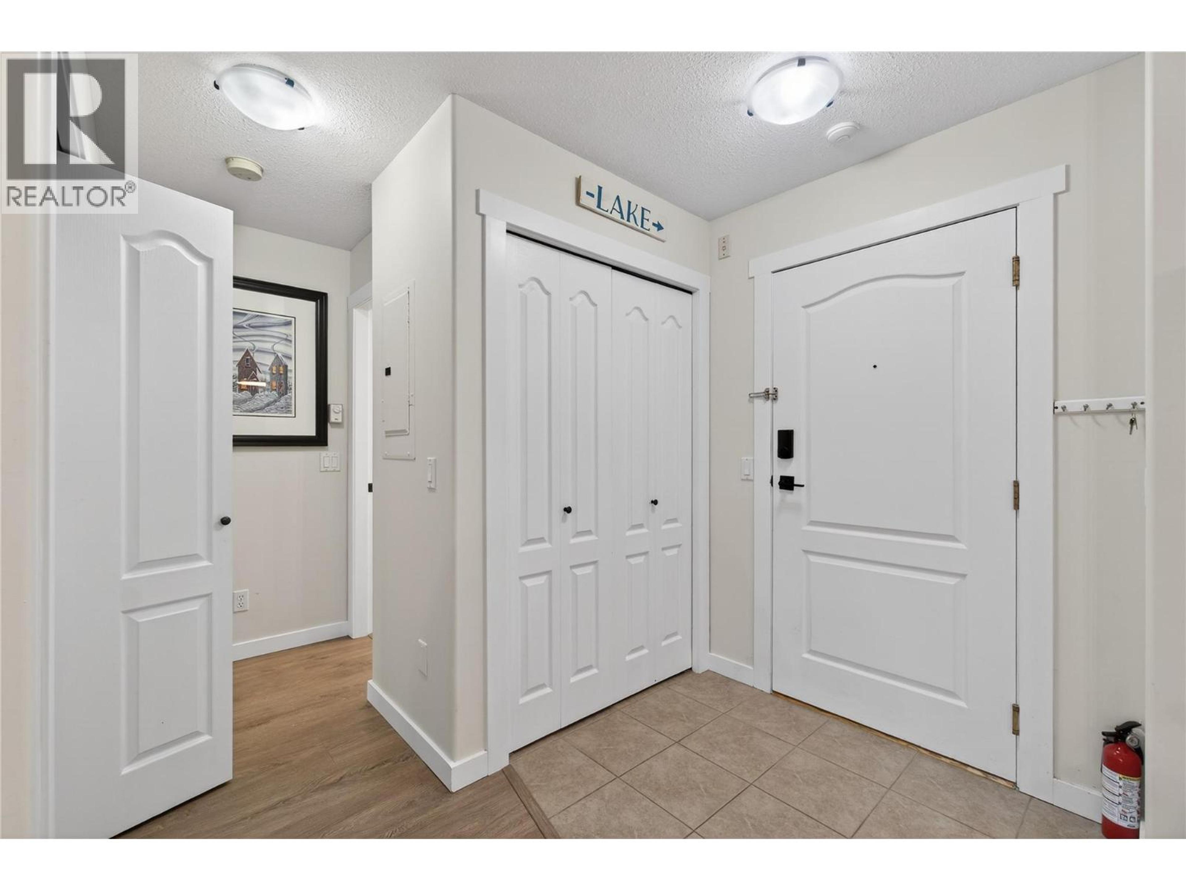 #206 1002 RIVERSIDE AVENUE - 20