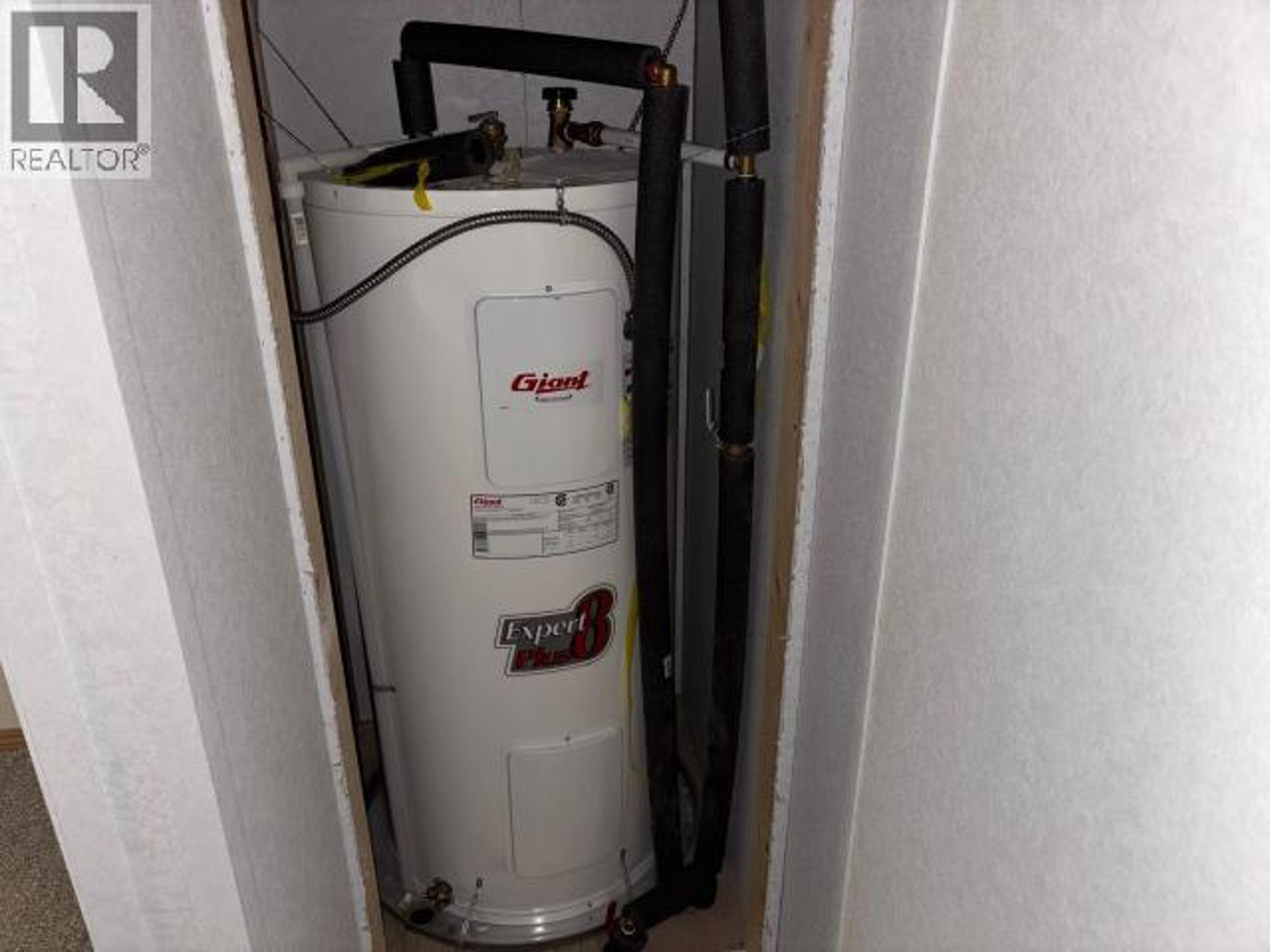 38-6263 LUND - Image 17