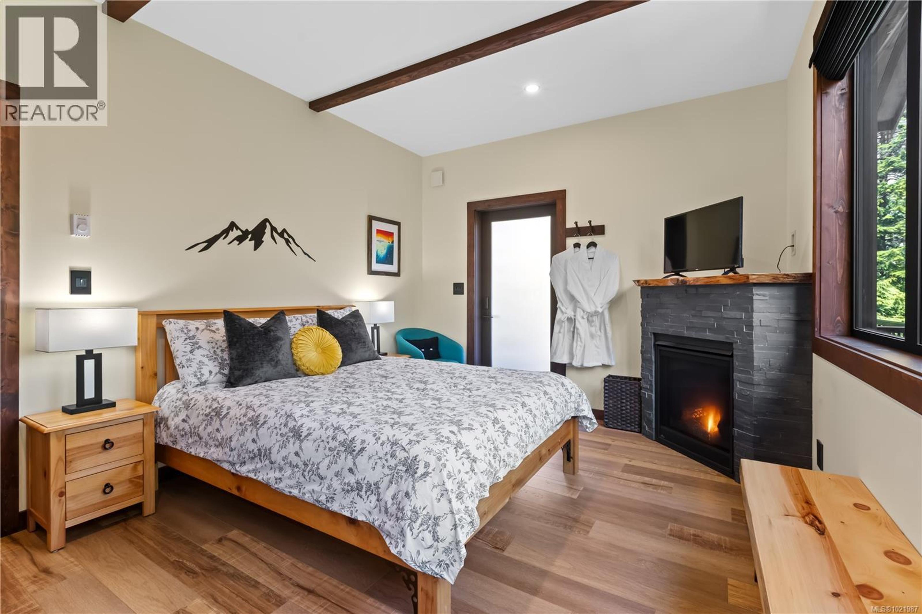 1708 RAINFOREST LANE - 80