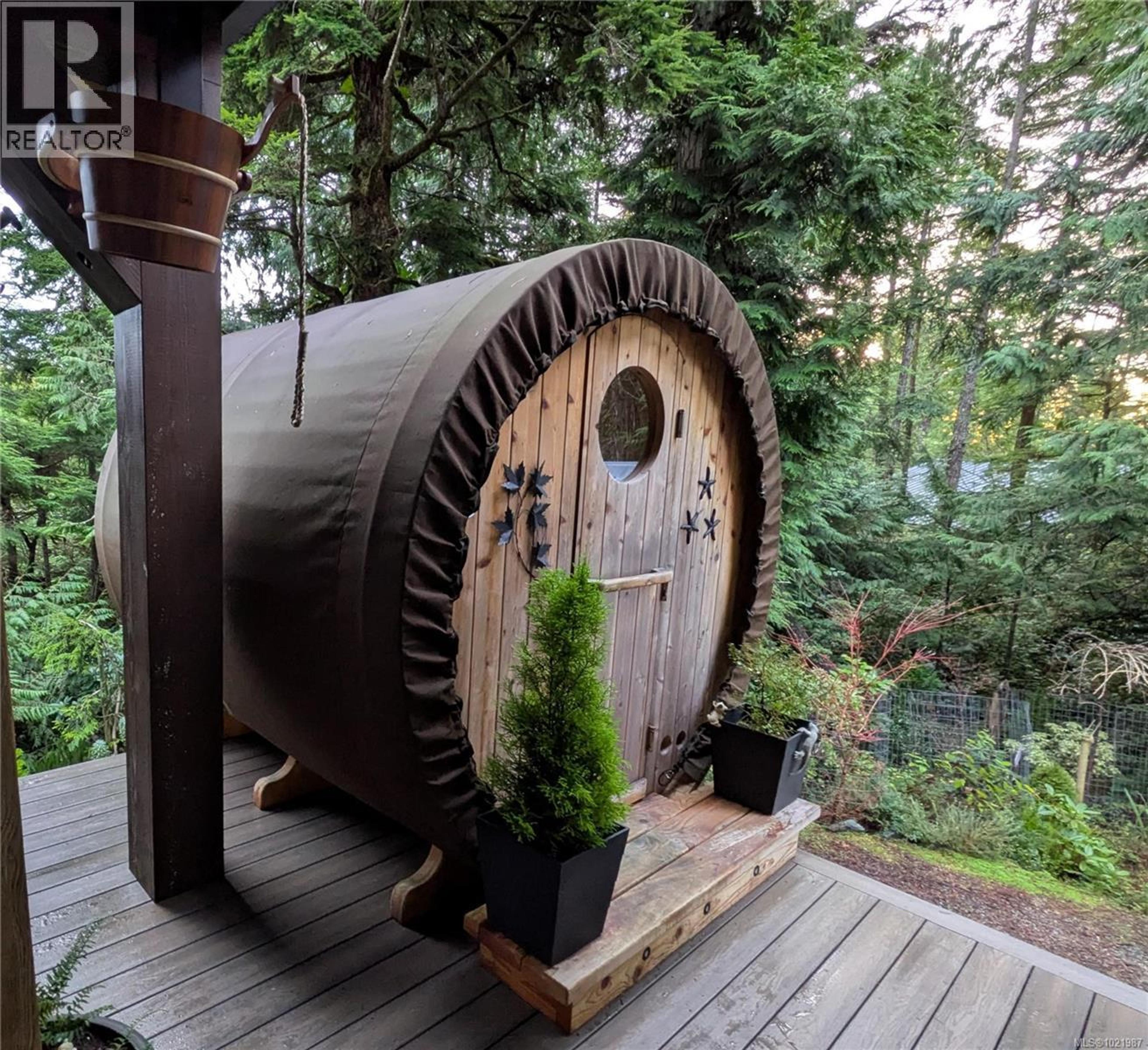 1708 RAINFOREST LANE - 52