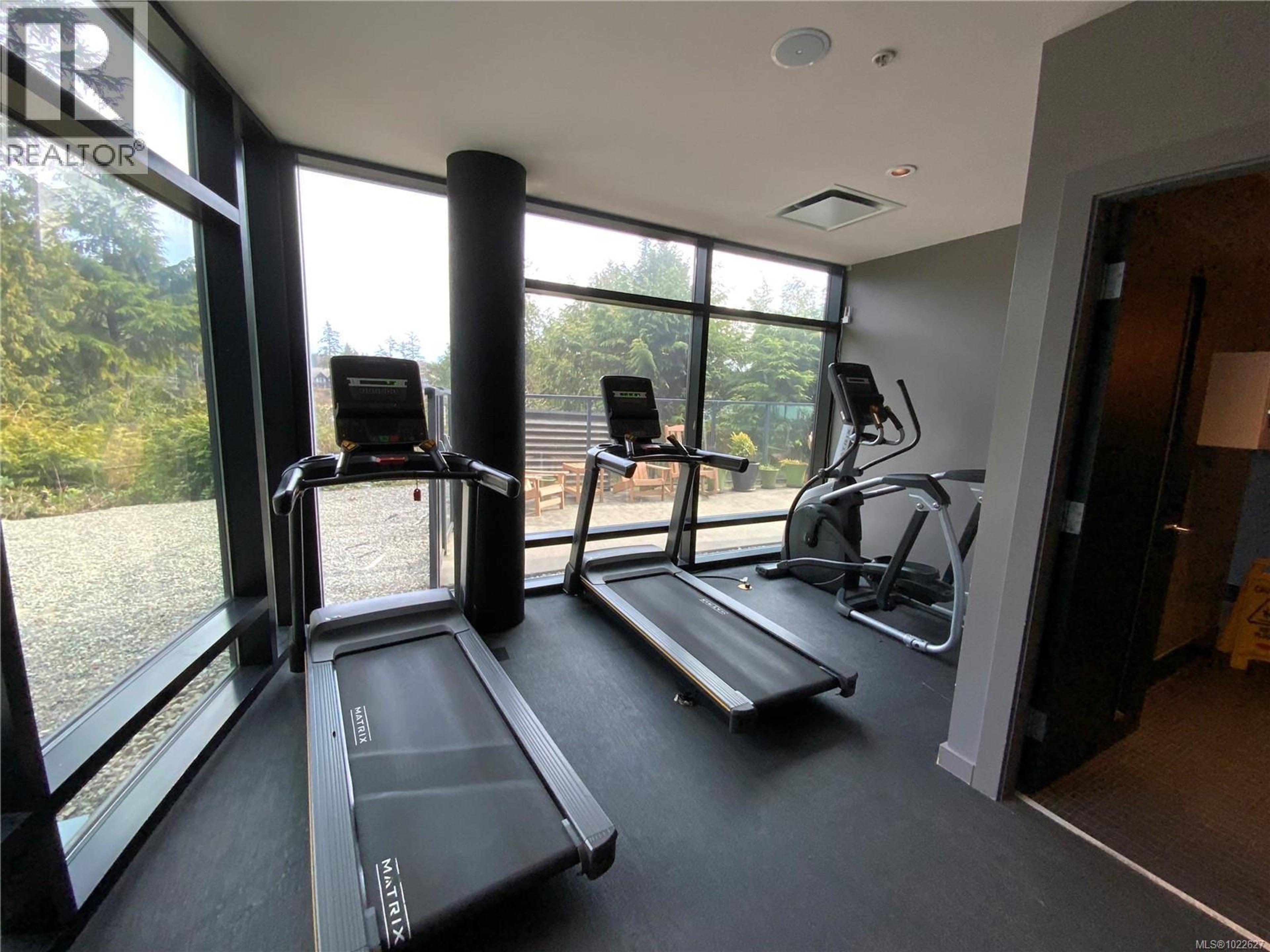 #1601 596 MARINE DR - 41