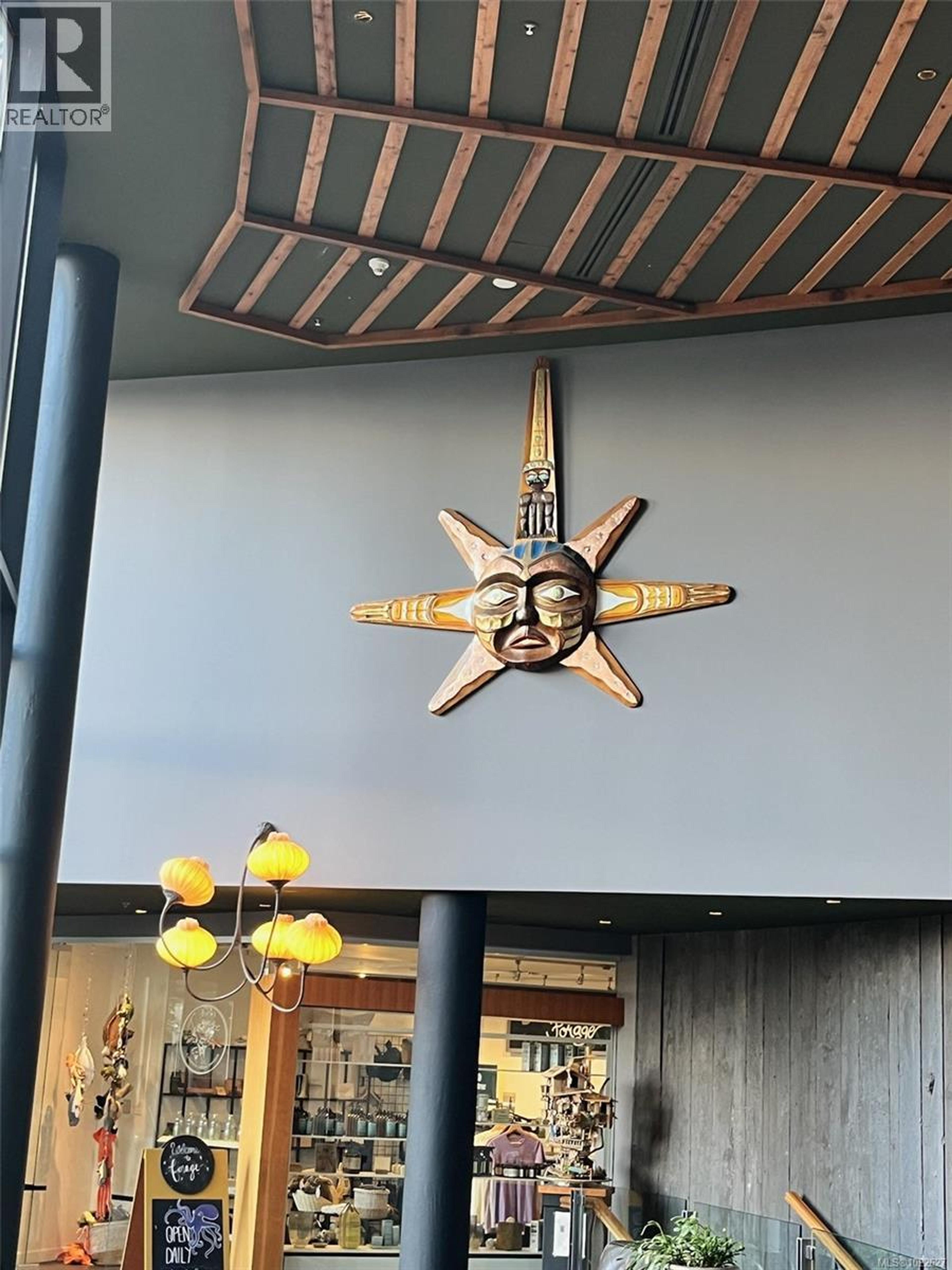 #1601 596 MARINE DR - 50