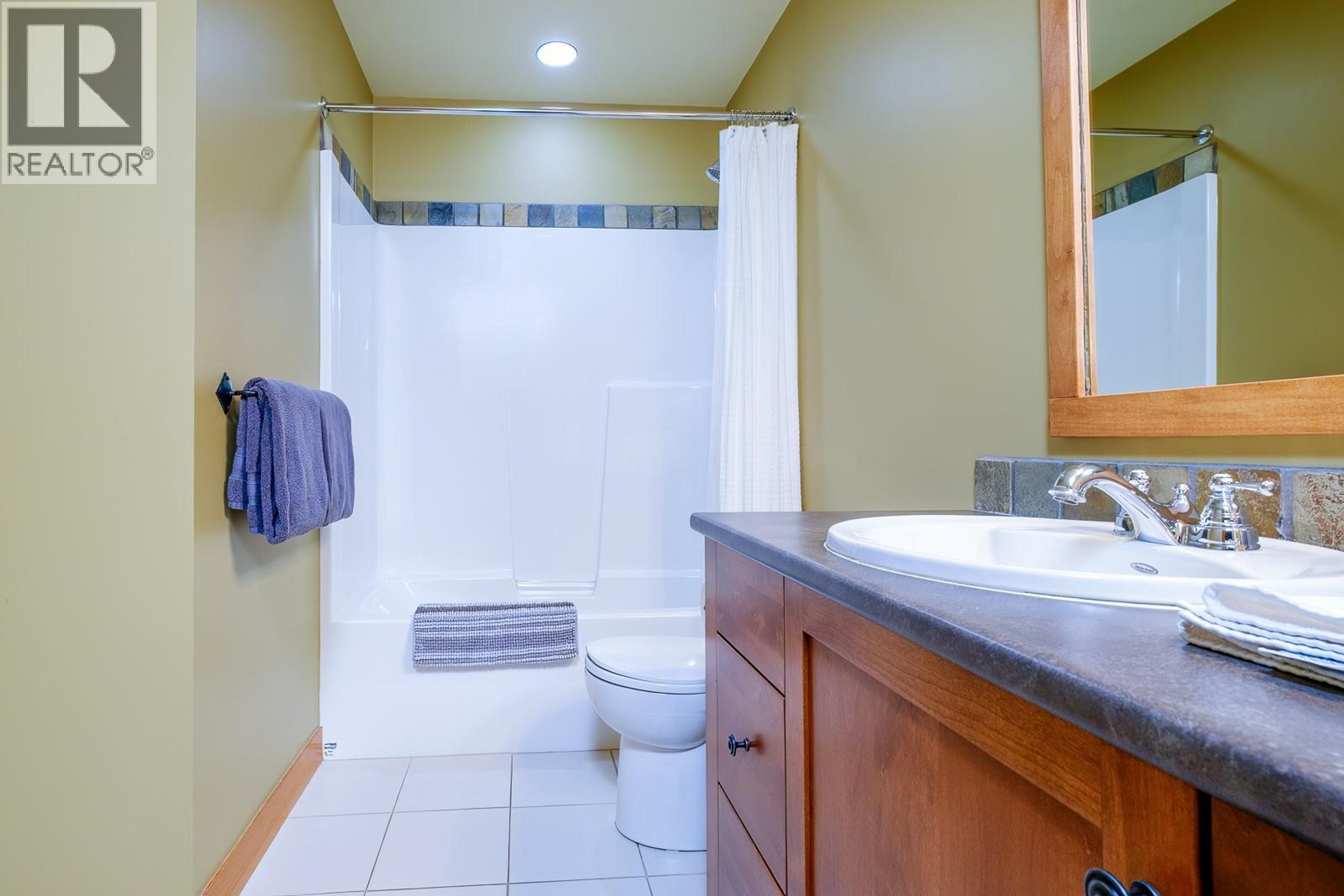 #401 4320 RED MOUNTAIN ROAD - 29