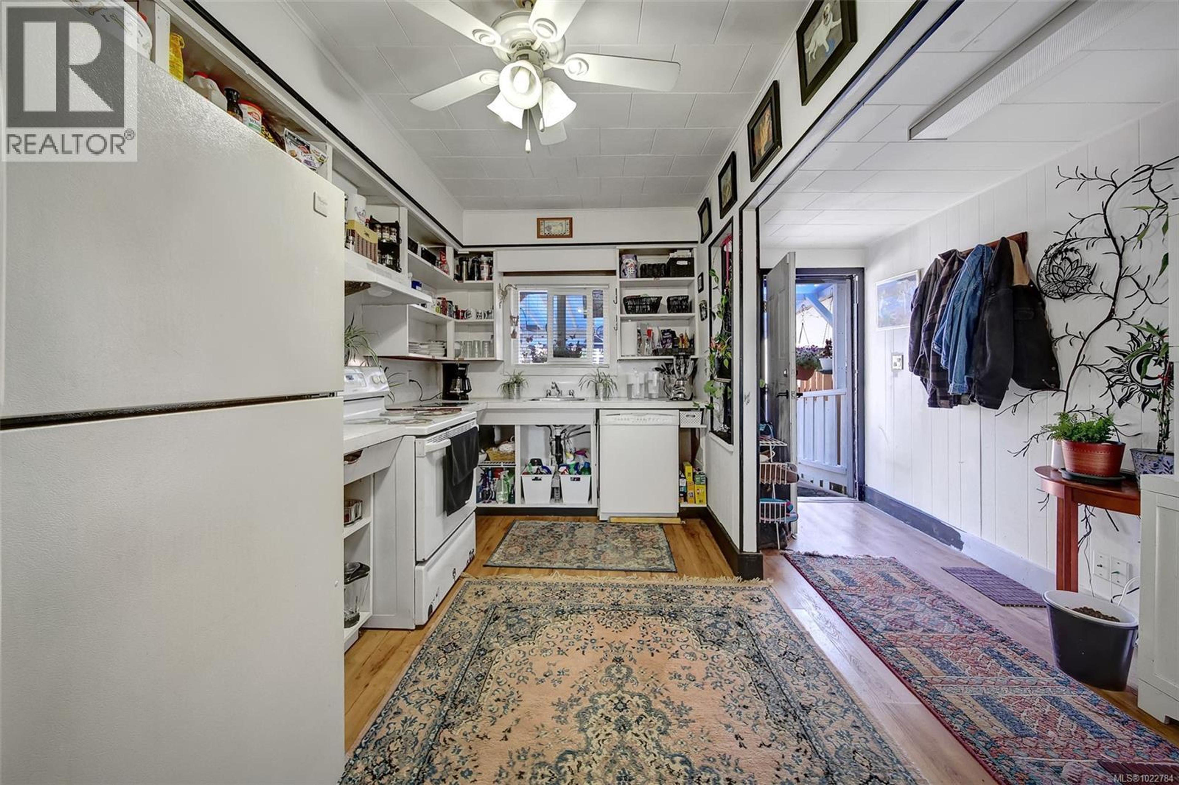 3645 14TH AVE - Image 9