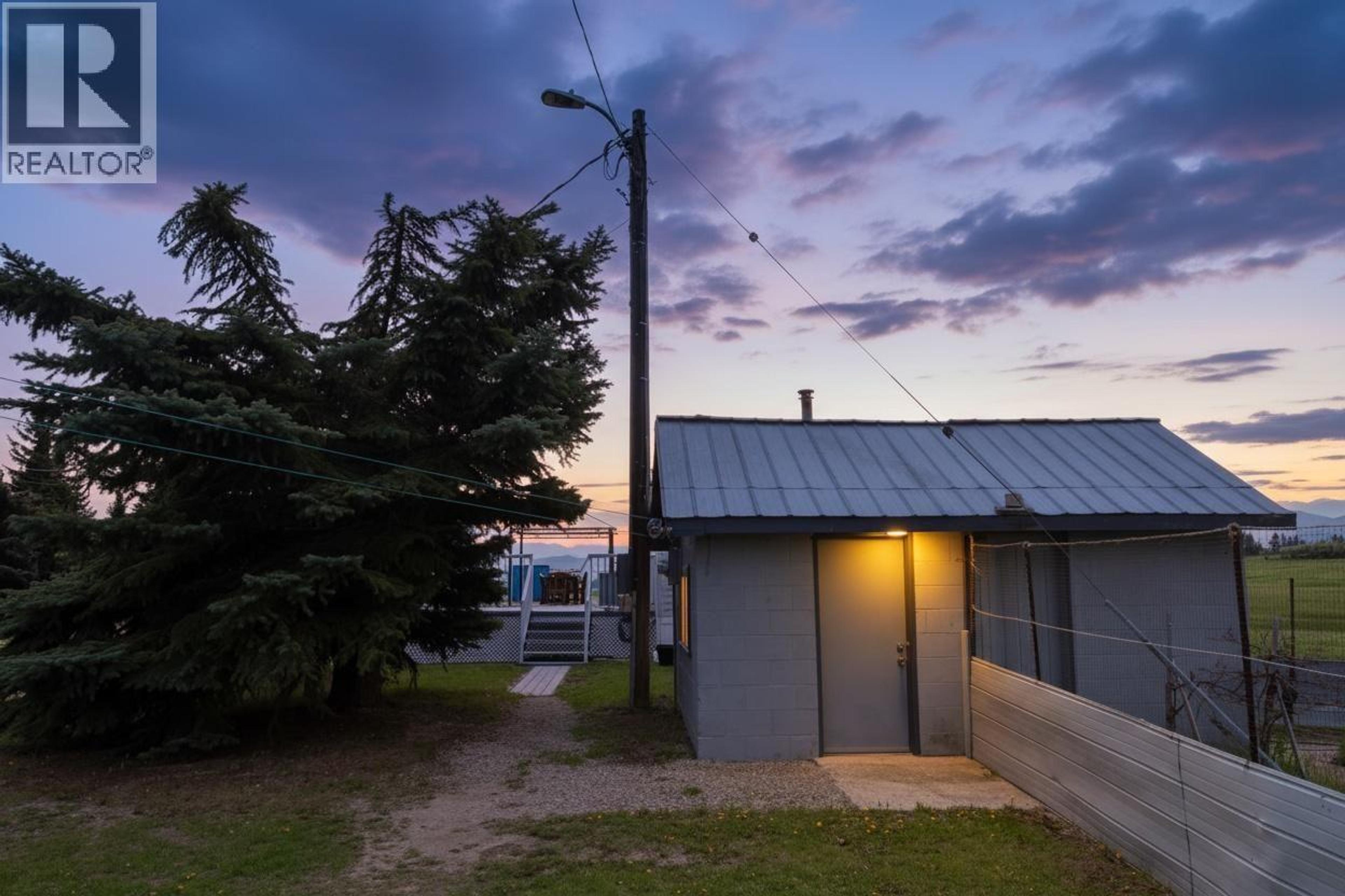 2404 28TH STREET - 16