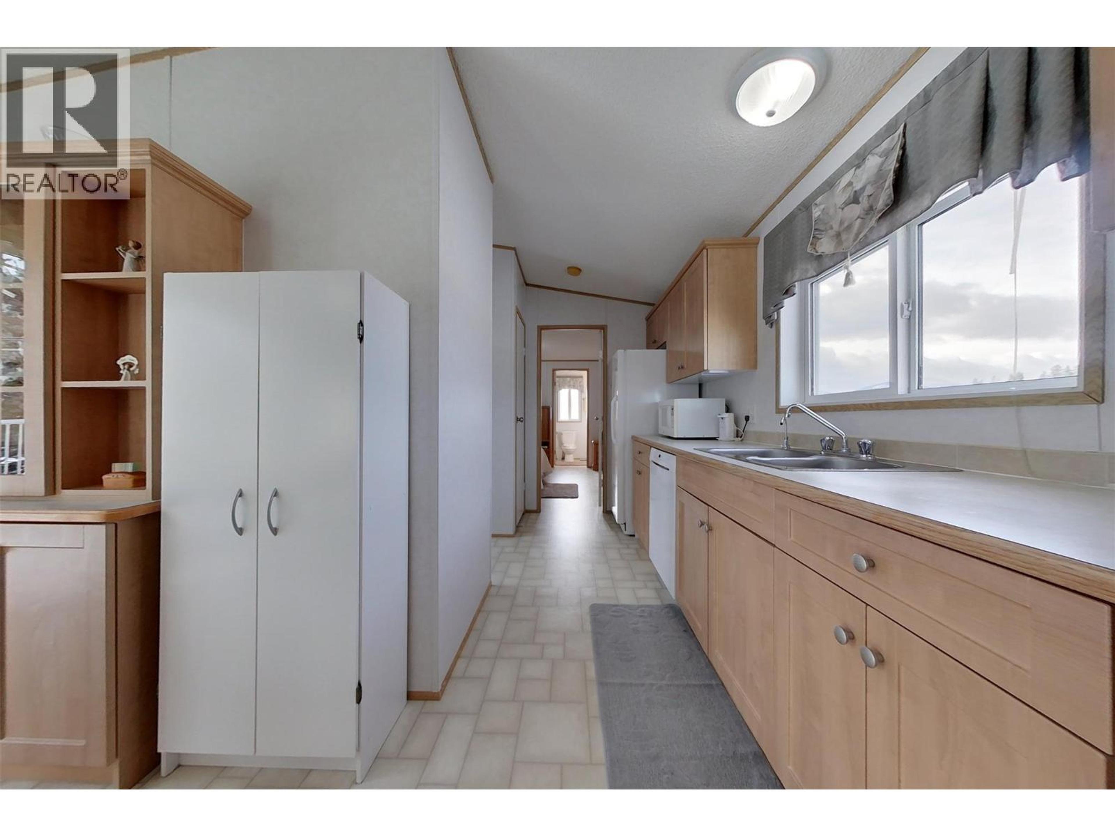 2404 28TH STREET - 6