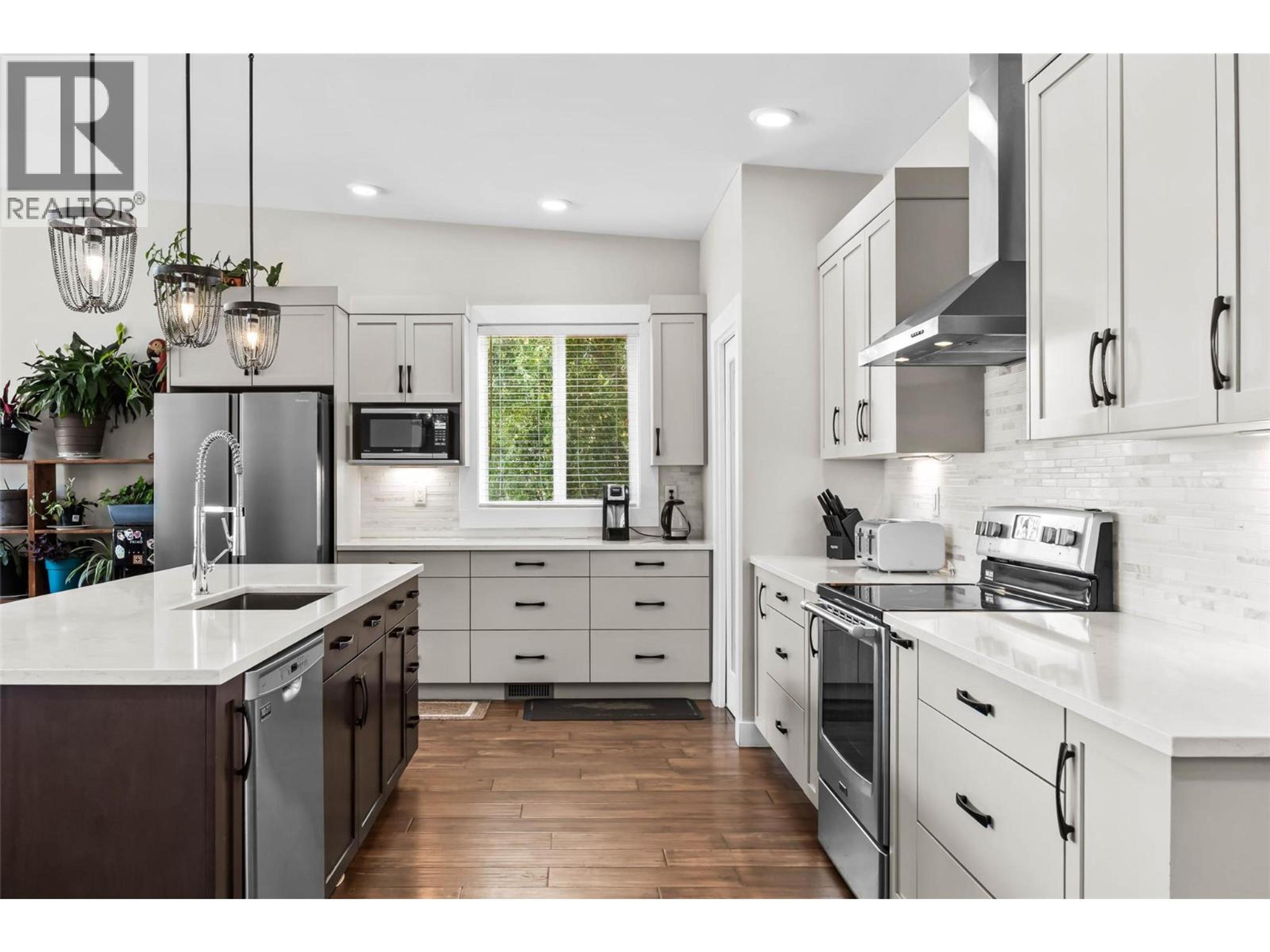 637 MILL ROAD - Image 2