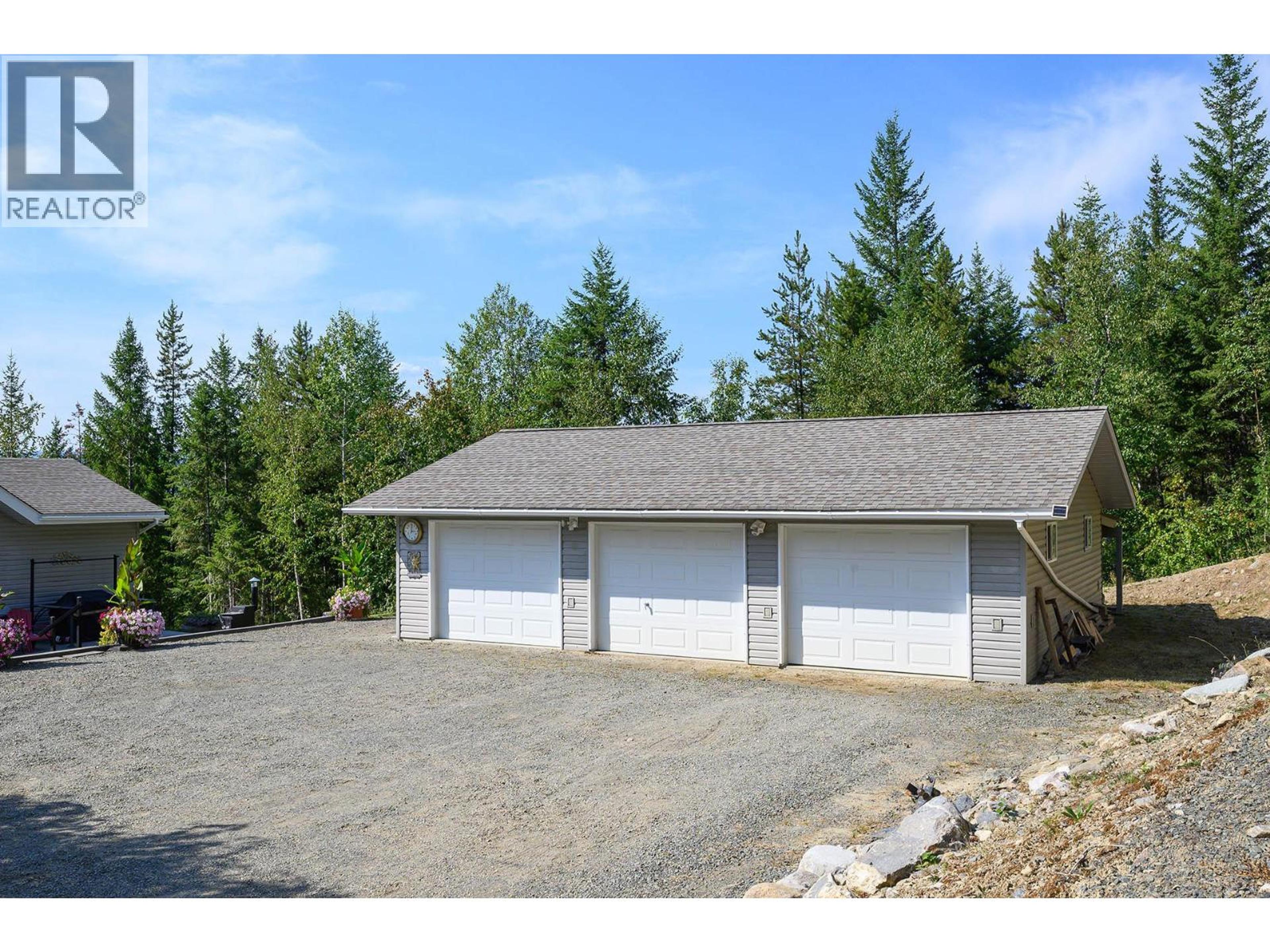 3520 GLENGROVE ROAD - 7