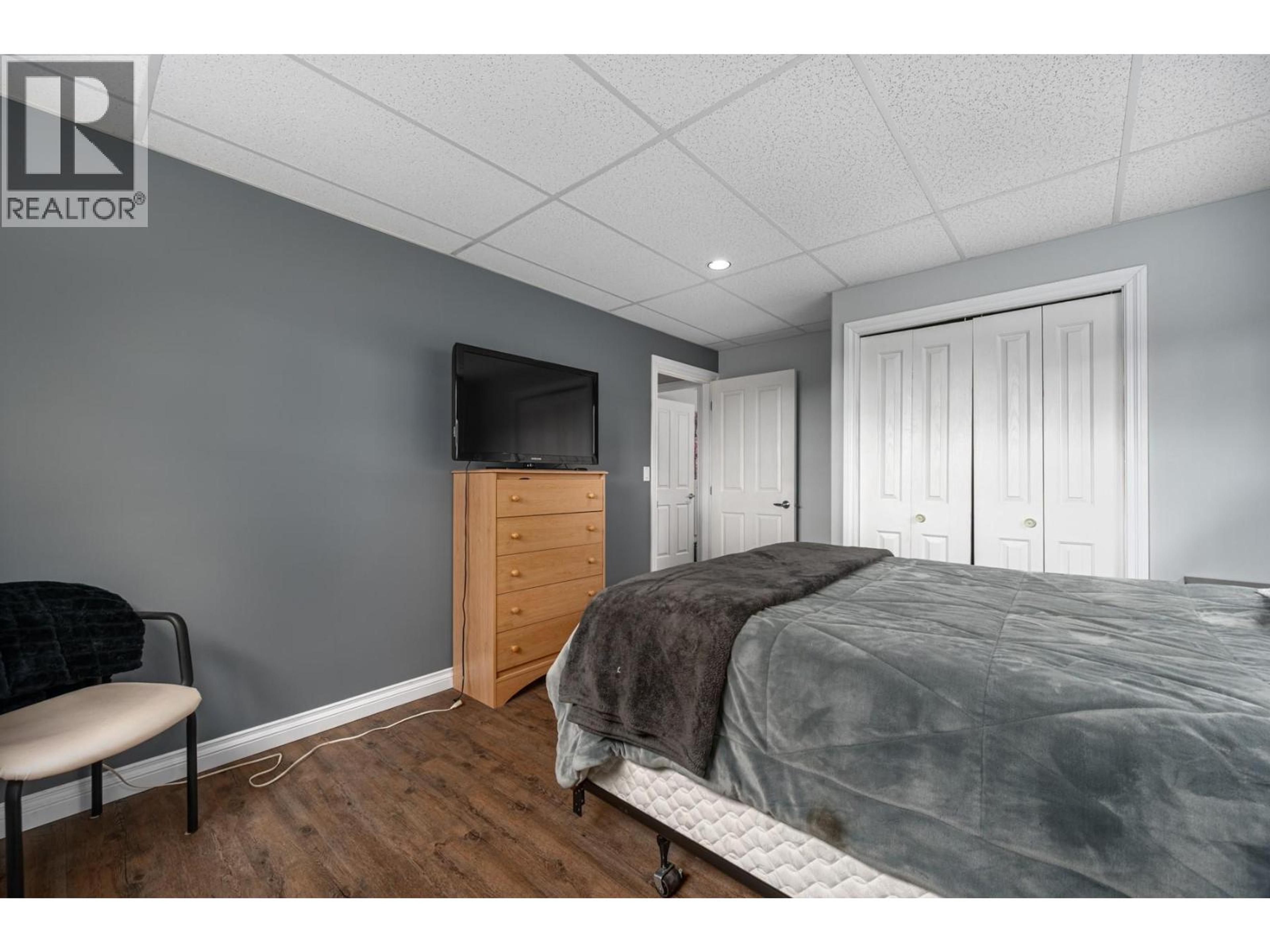 7494 WEST SUBDIVISION ROAD - 32