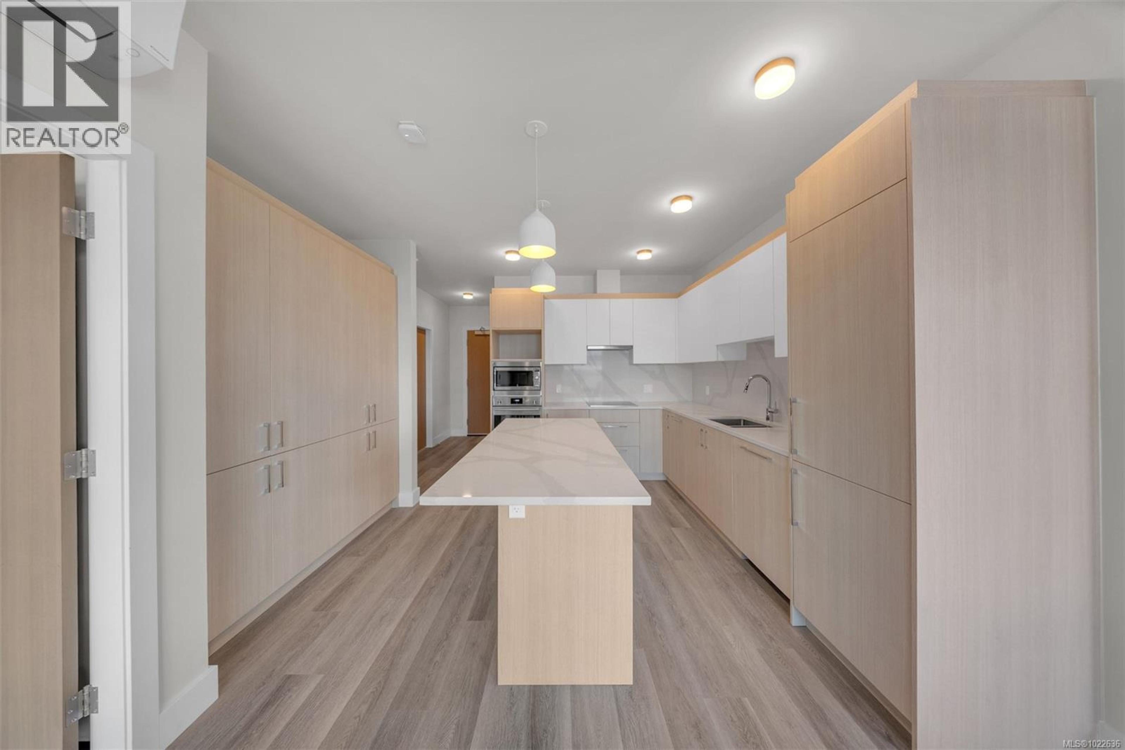 #1009 622 ADMIRALS RD - 4