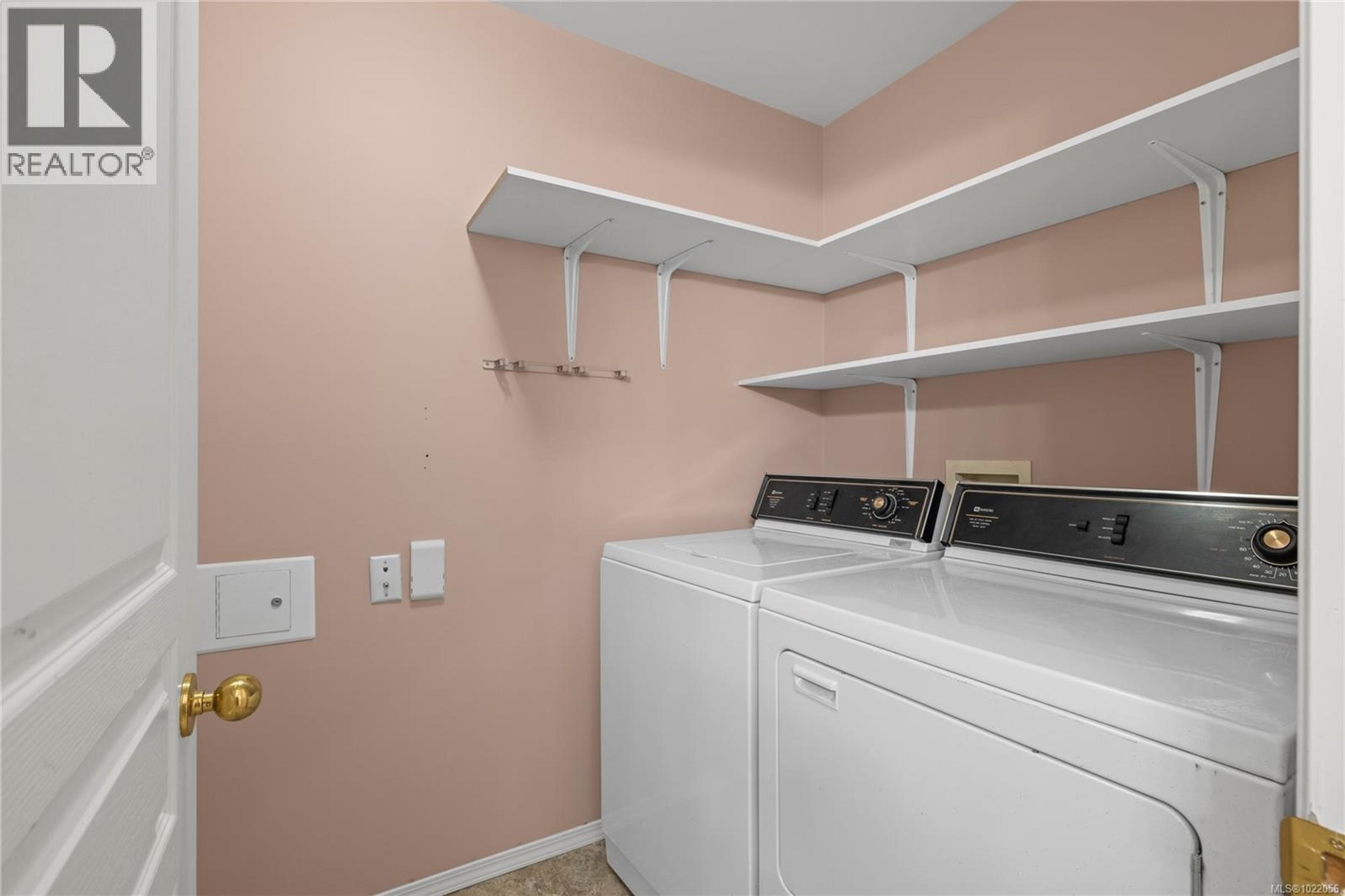 #43 100 GIFFORD RD - 27