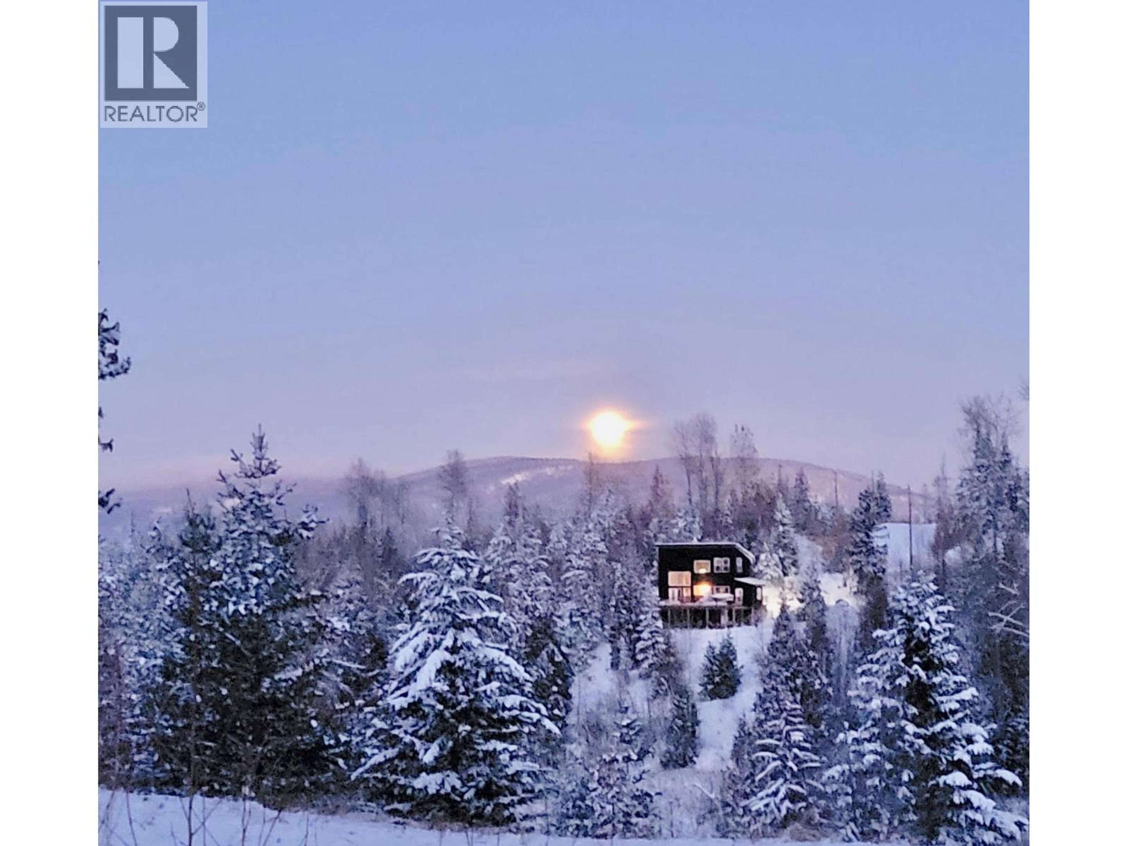 300 RICHIE ROAD - Main Image