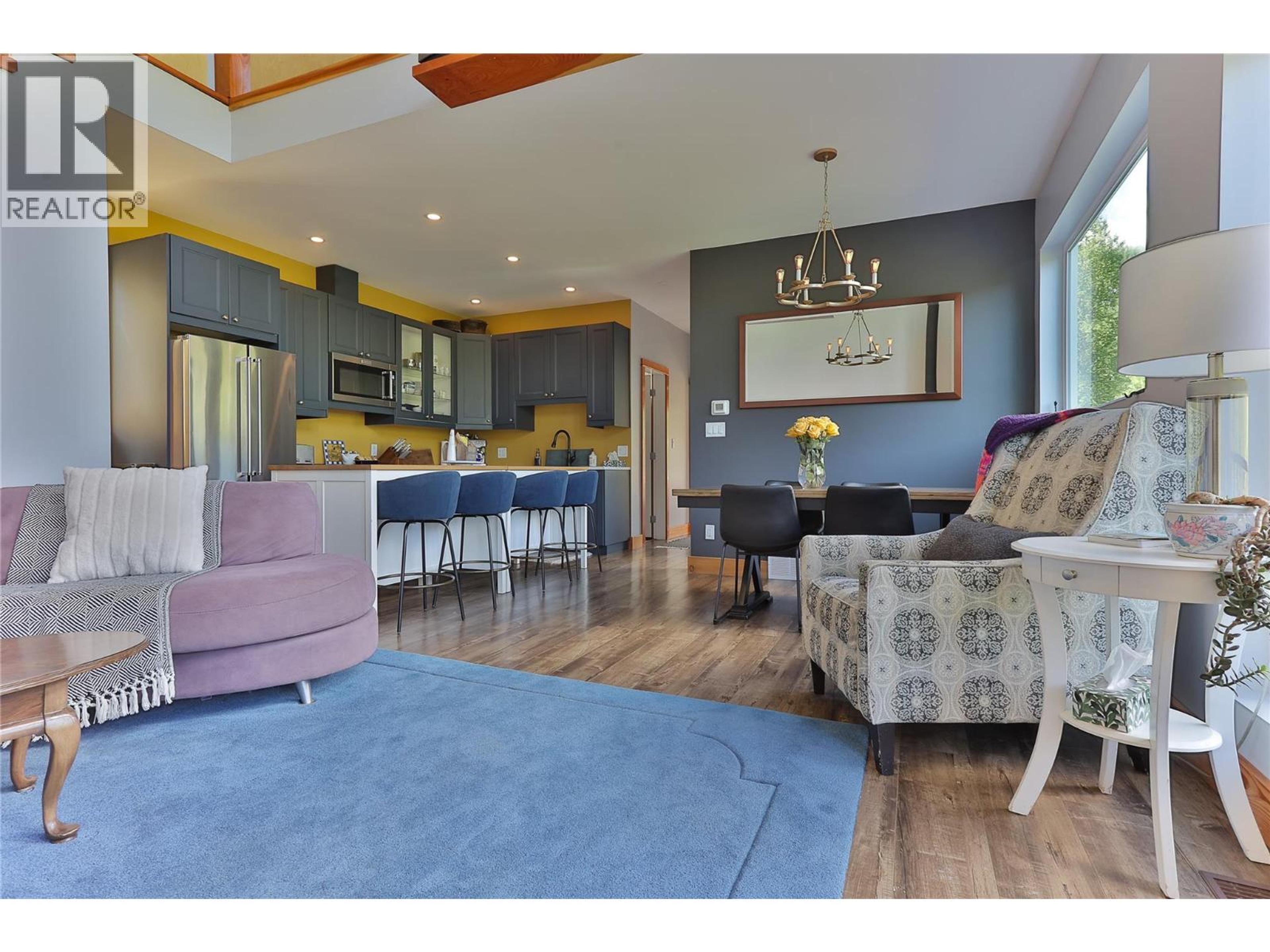 300 RICHIE ROAD - 37