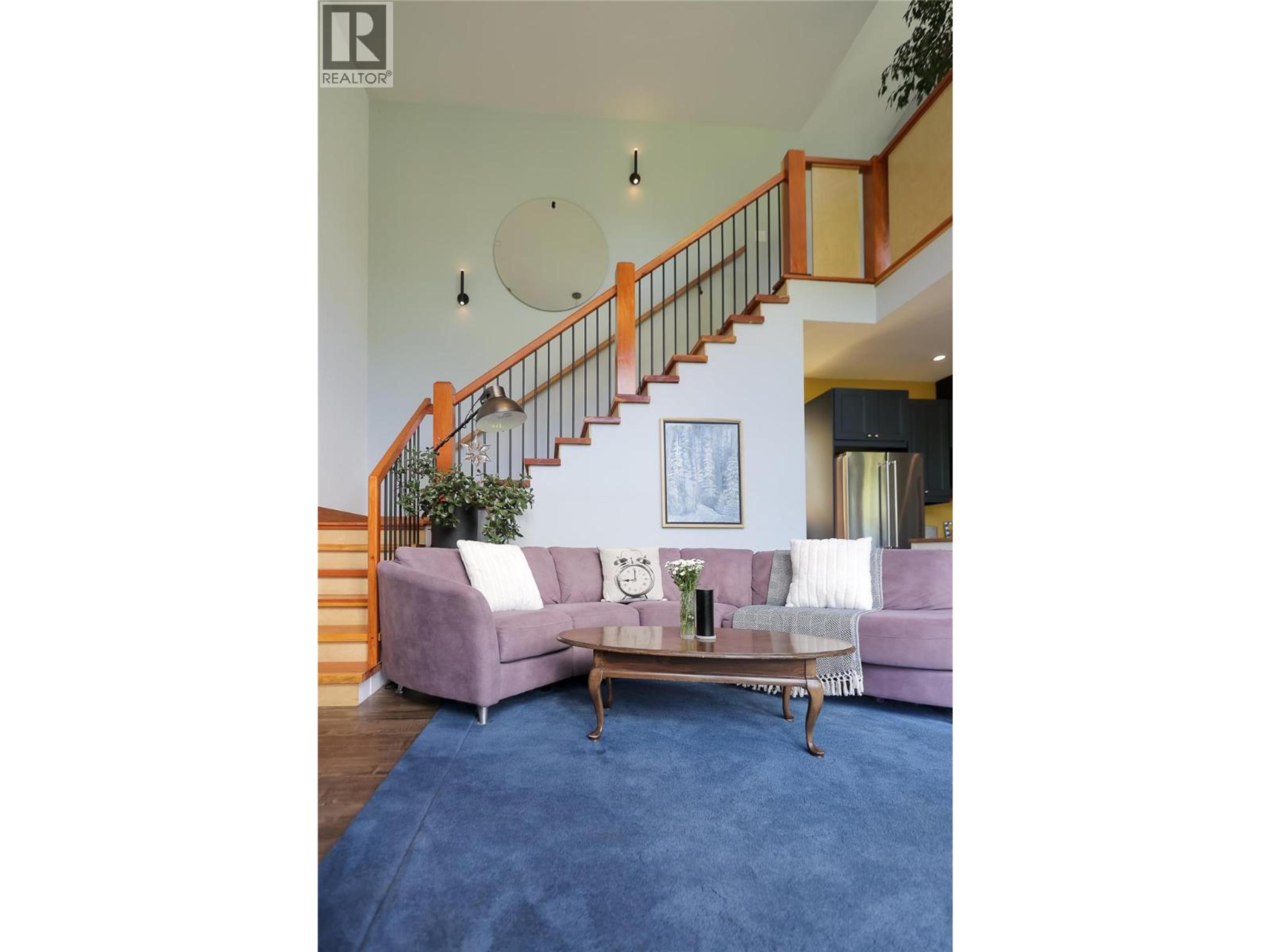 300 RICHIE ROAD - 41