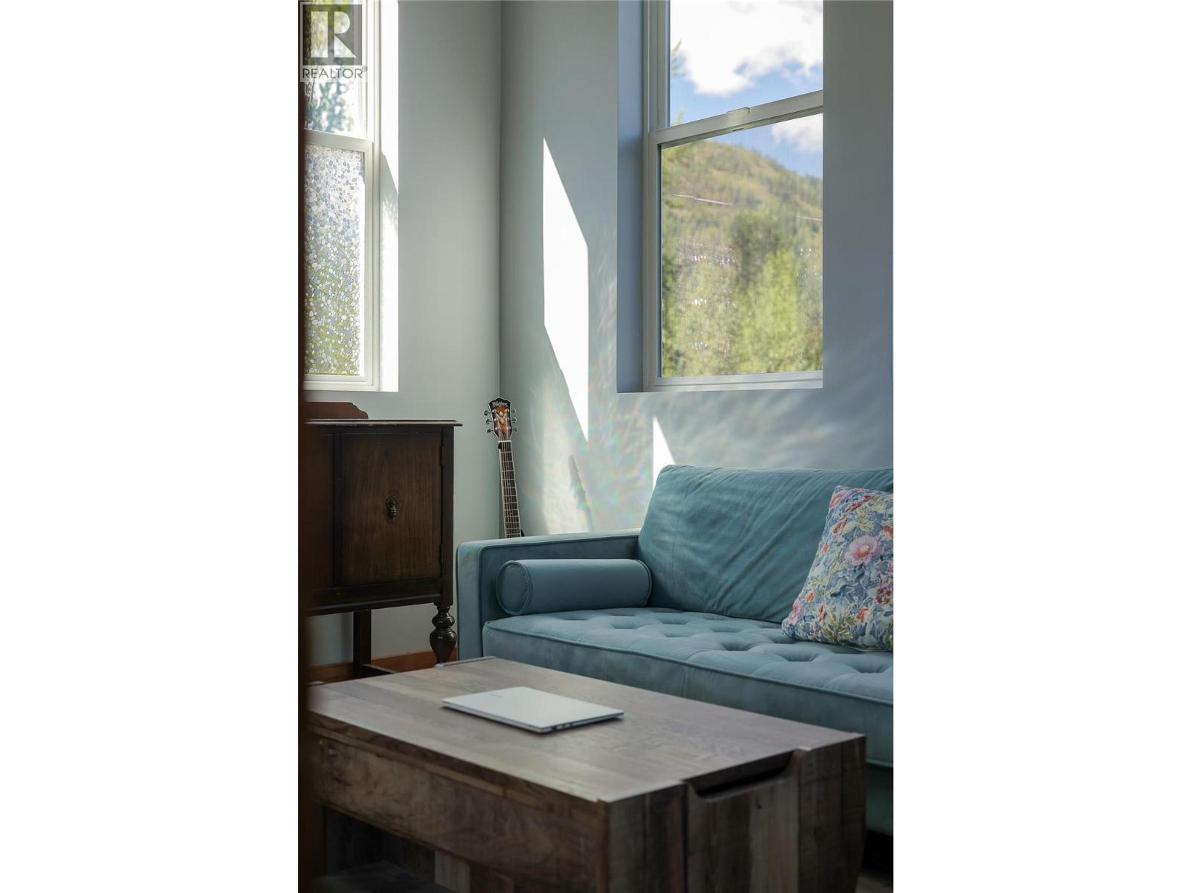 300 RICHIE ROAD - 55