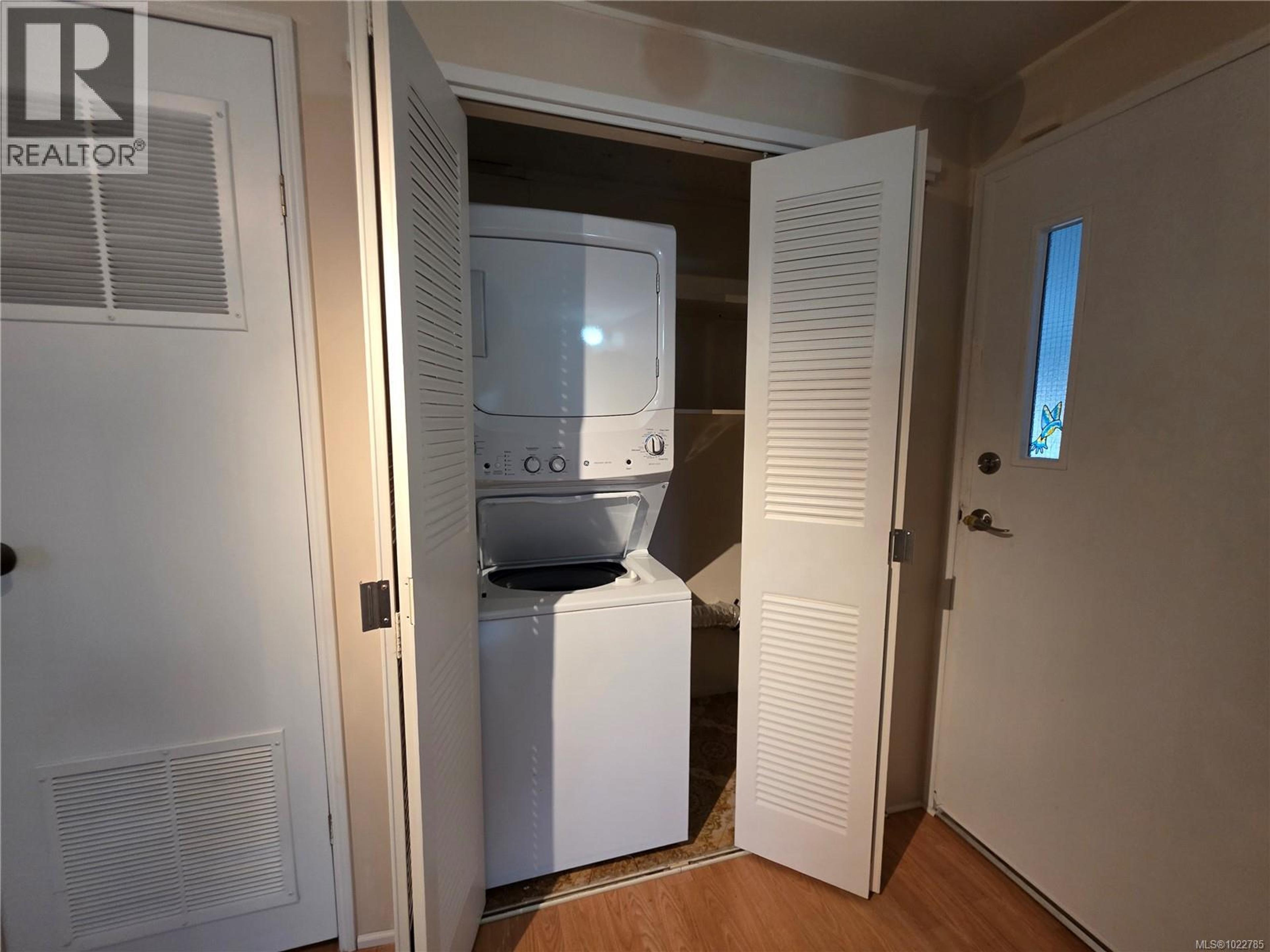 #23 4935 BROUGHTON ST - Image 9