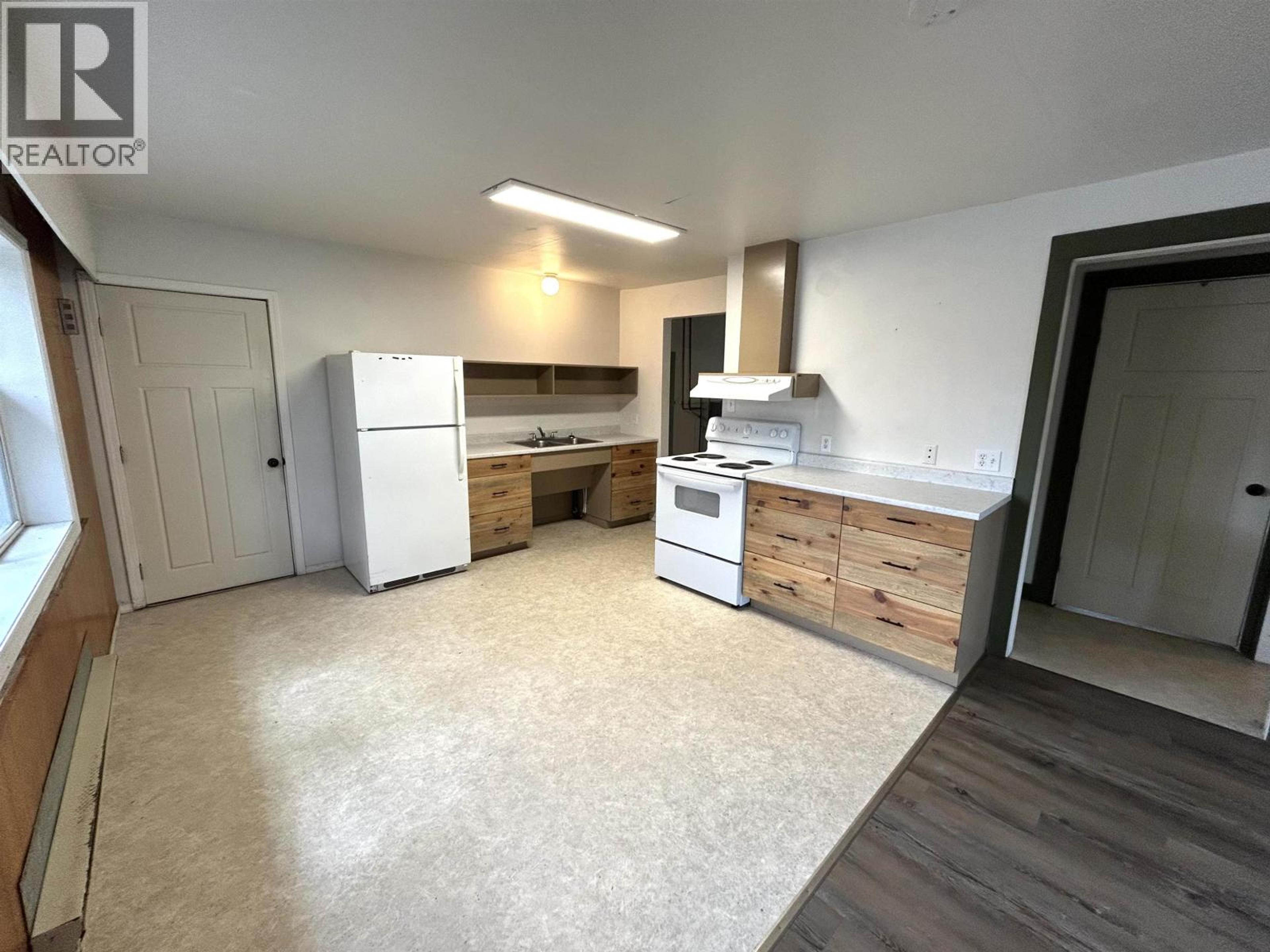 1170 CARNEY STREET - 11