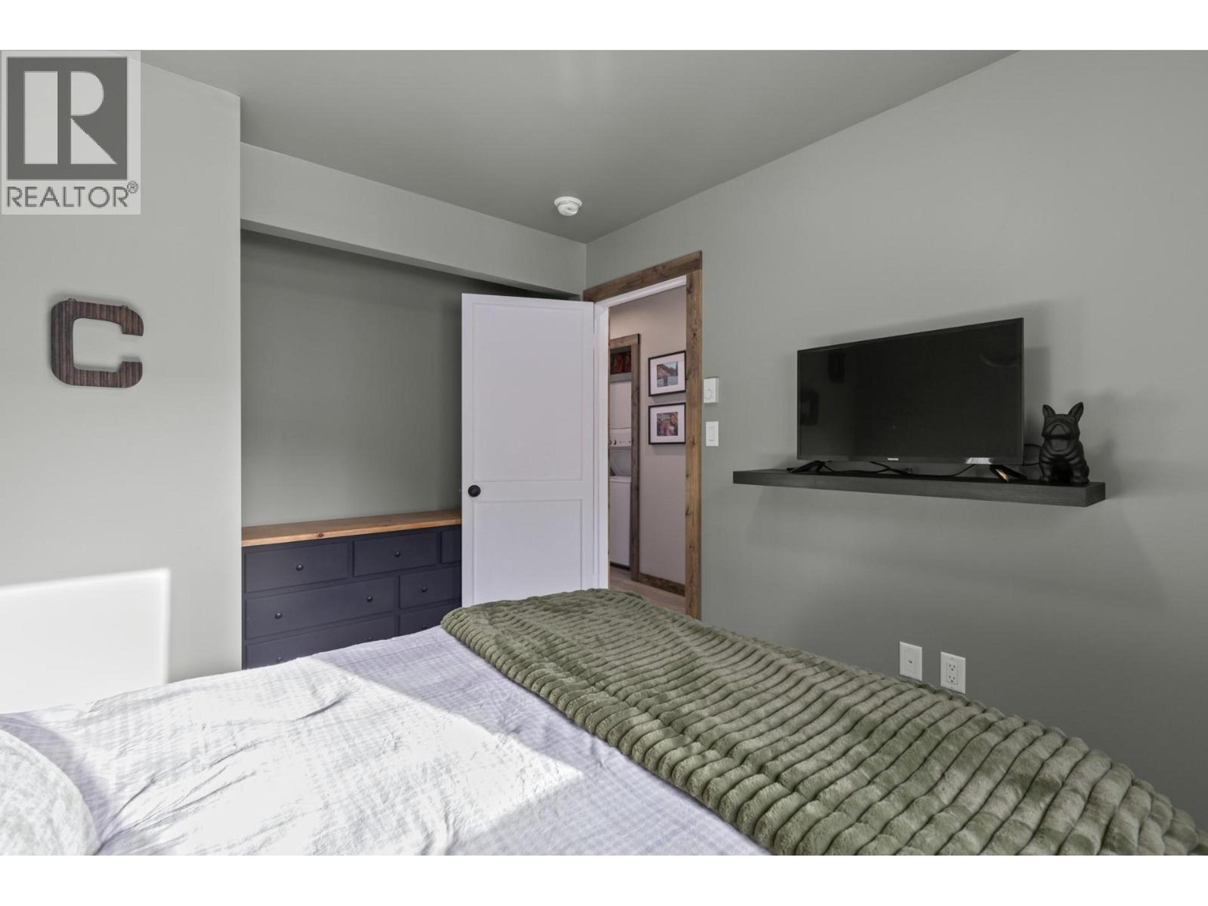 1890 MAIN STREET - 23