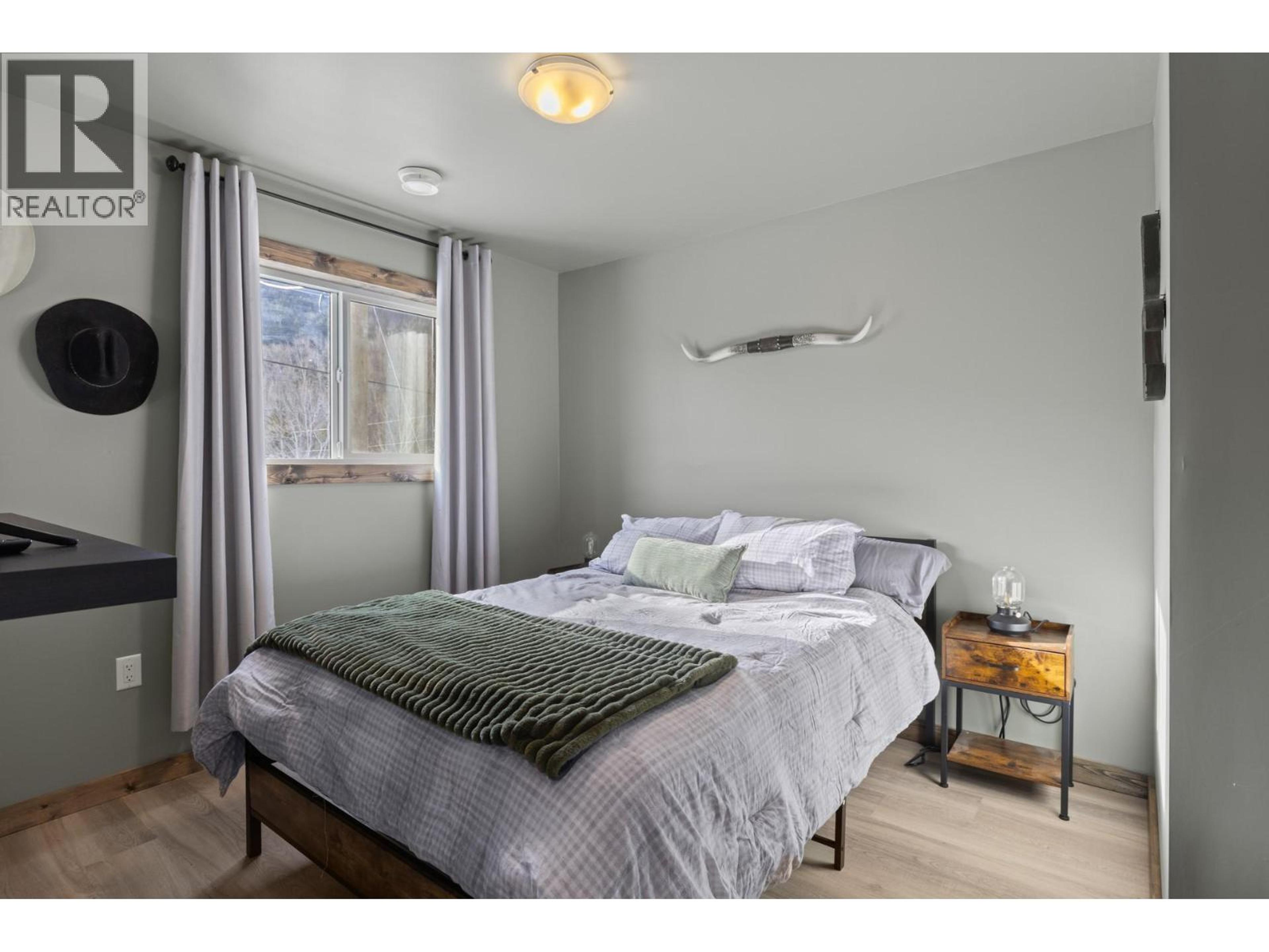 1890 MAIN STREET - 21