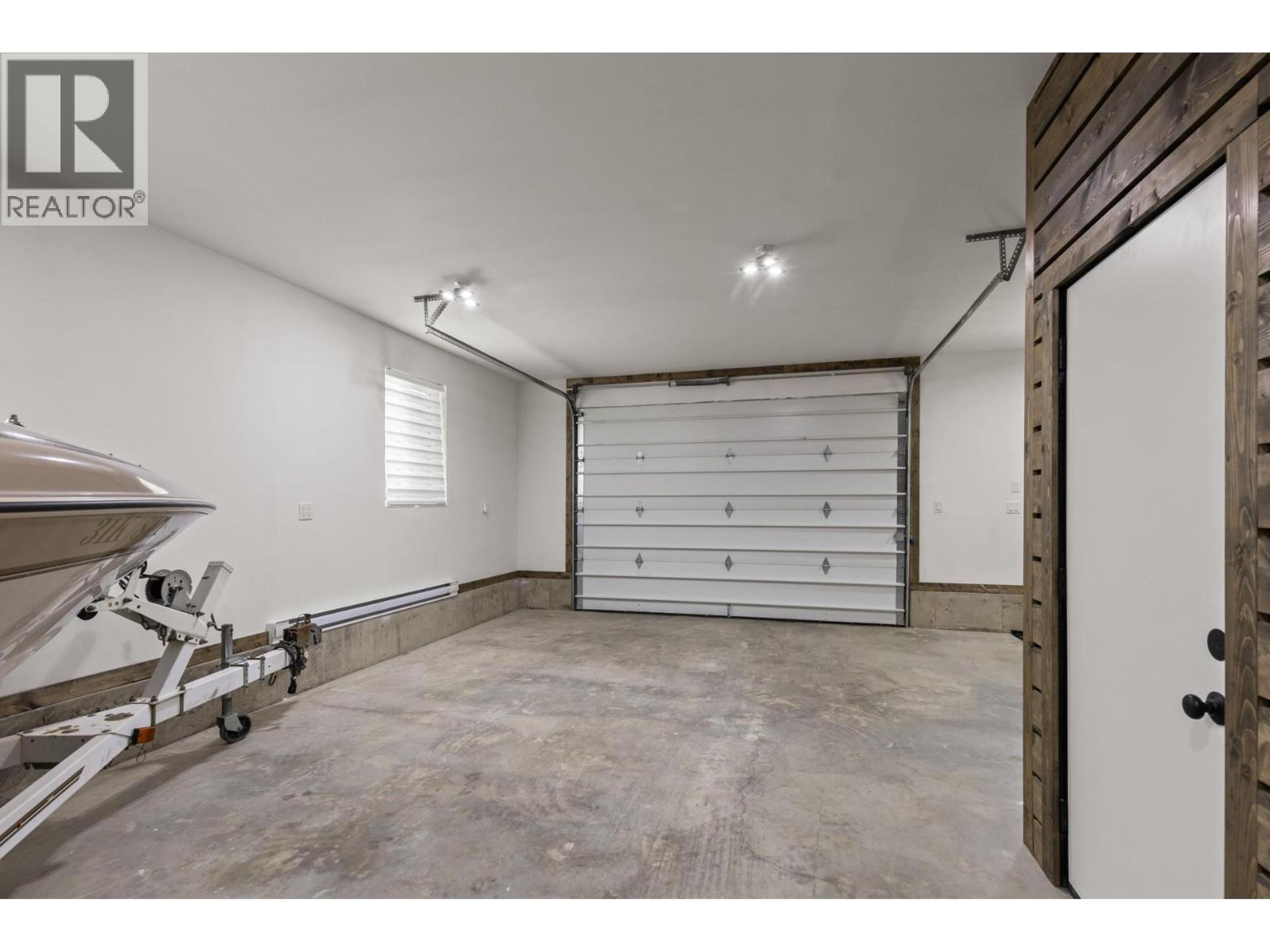 1890 MAIN STREET - 33