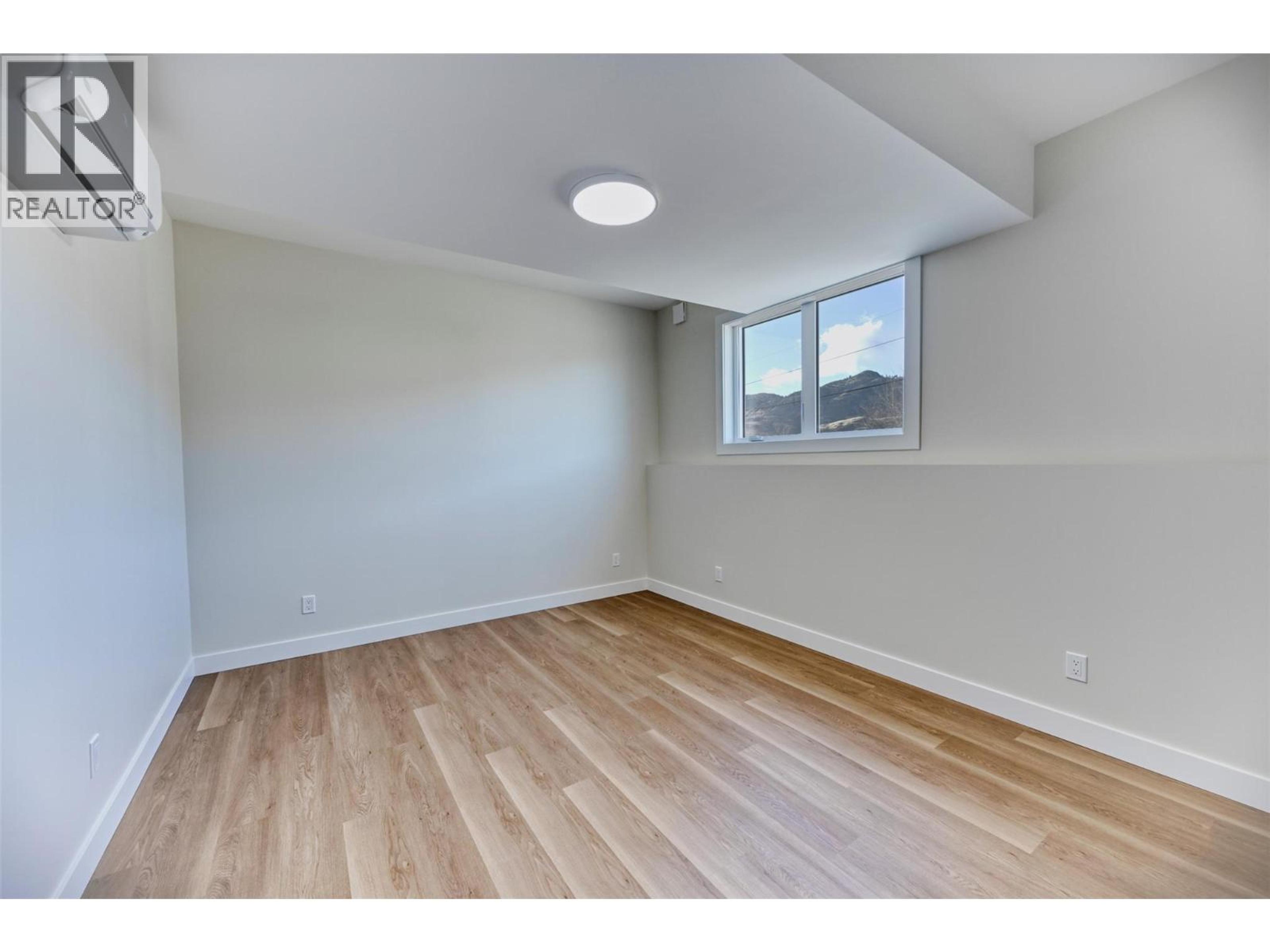 9 HIBISCUS COURT - 20