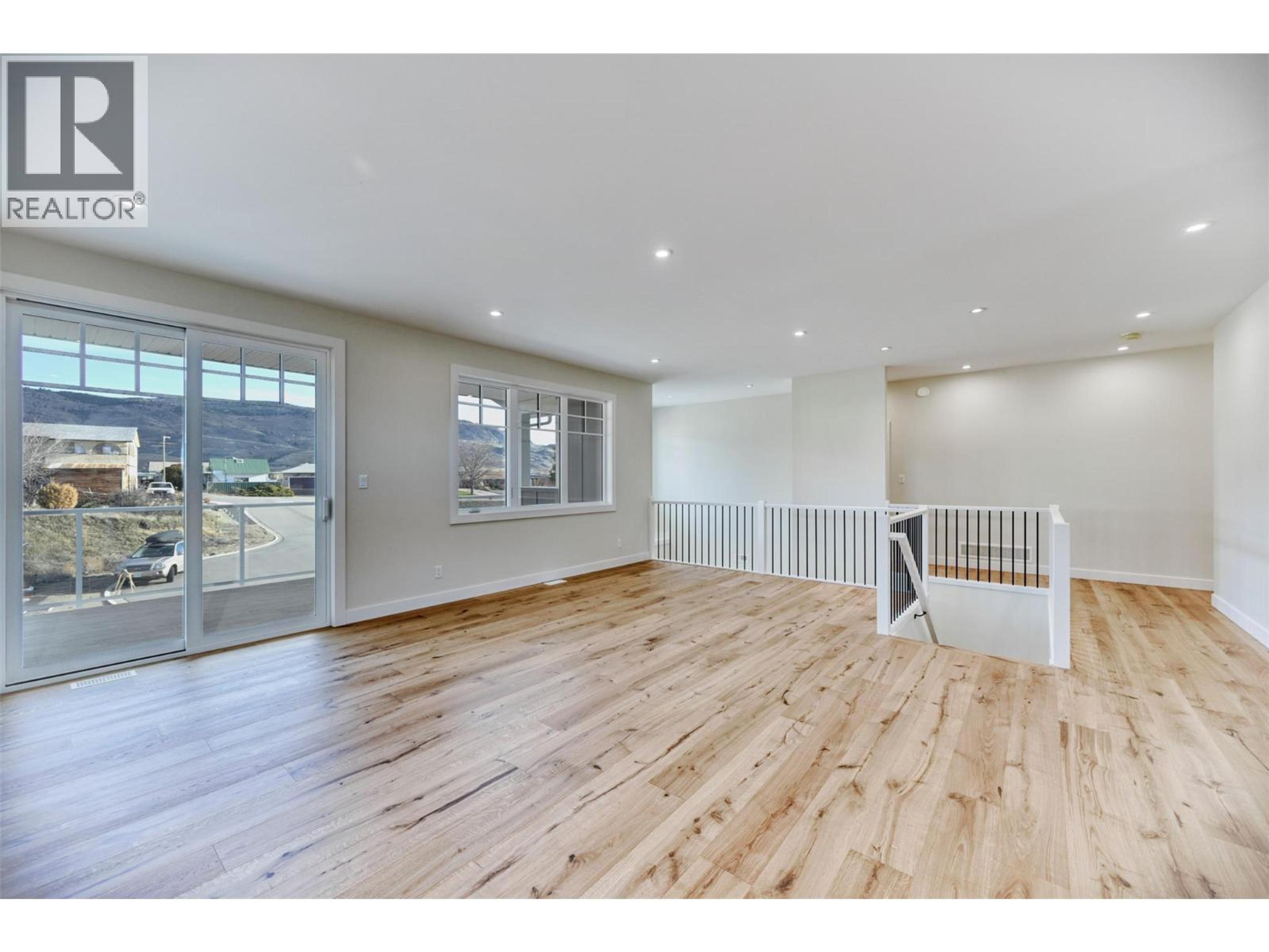 9 HIBISCUS COURT - 8