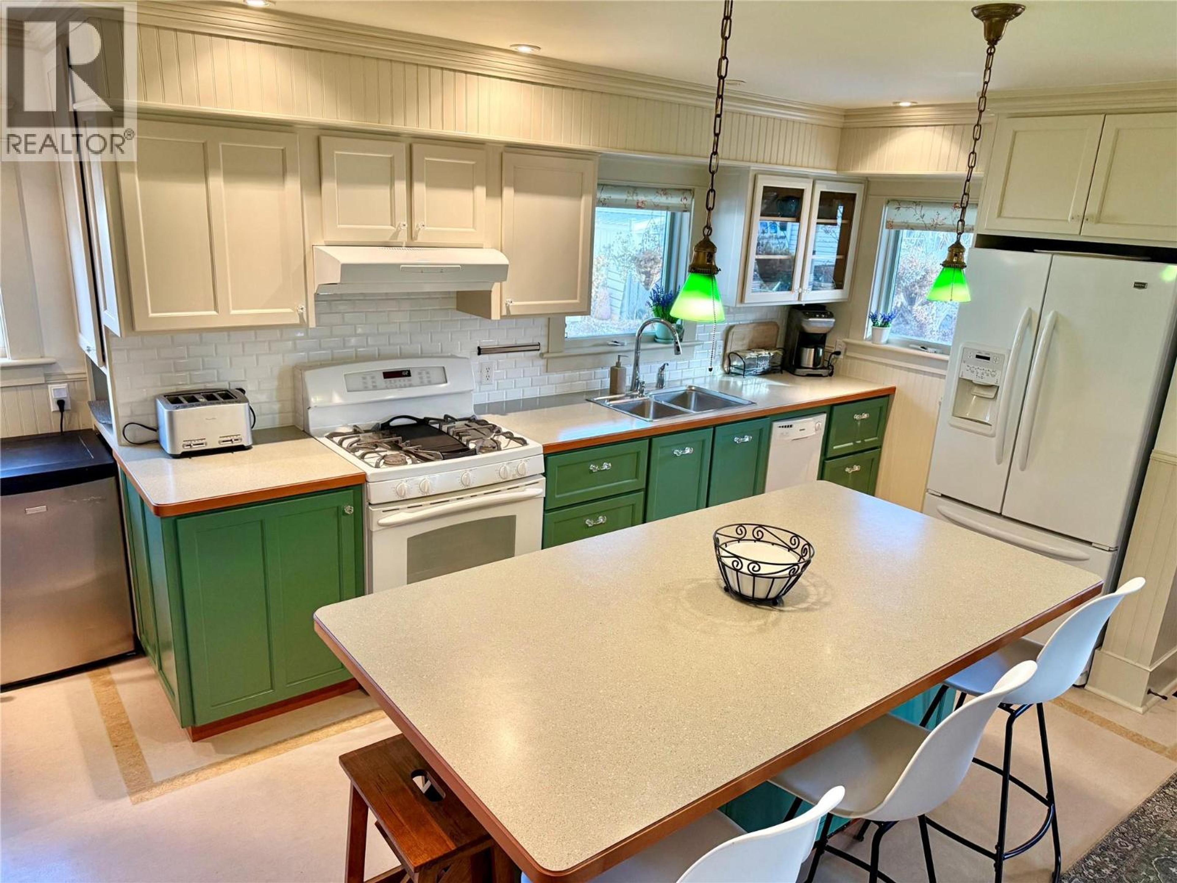 7298 18TH STREET - 11