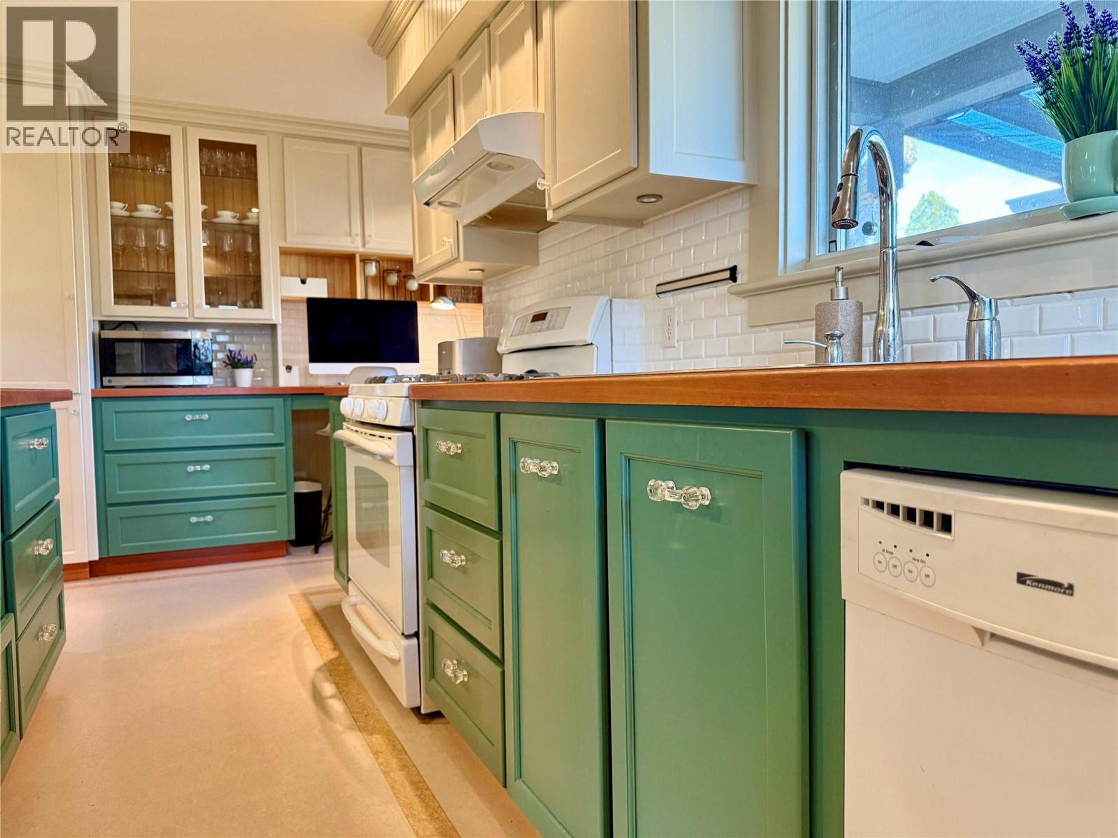 7298 18TH STREET - 10