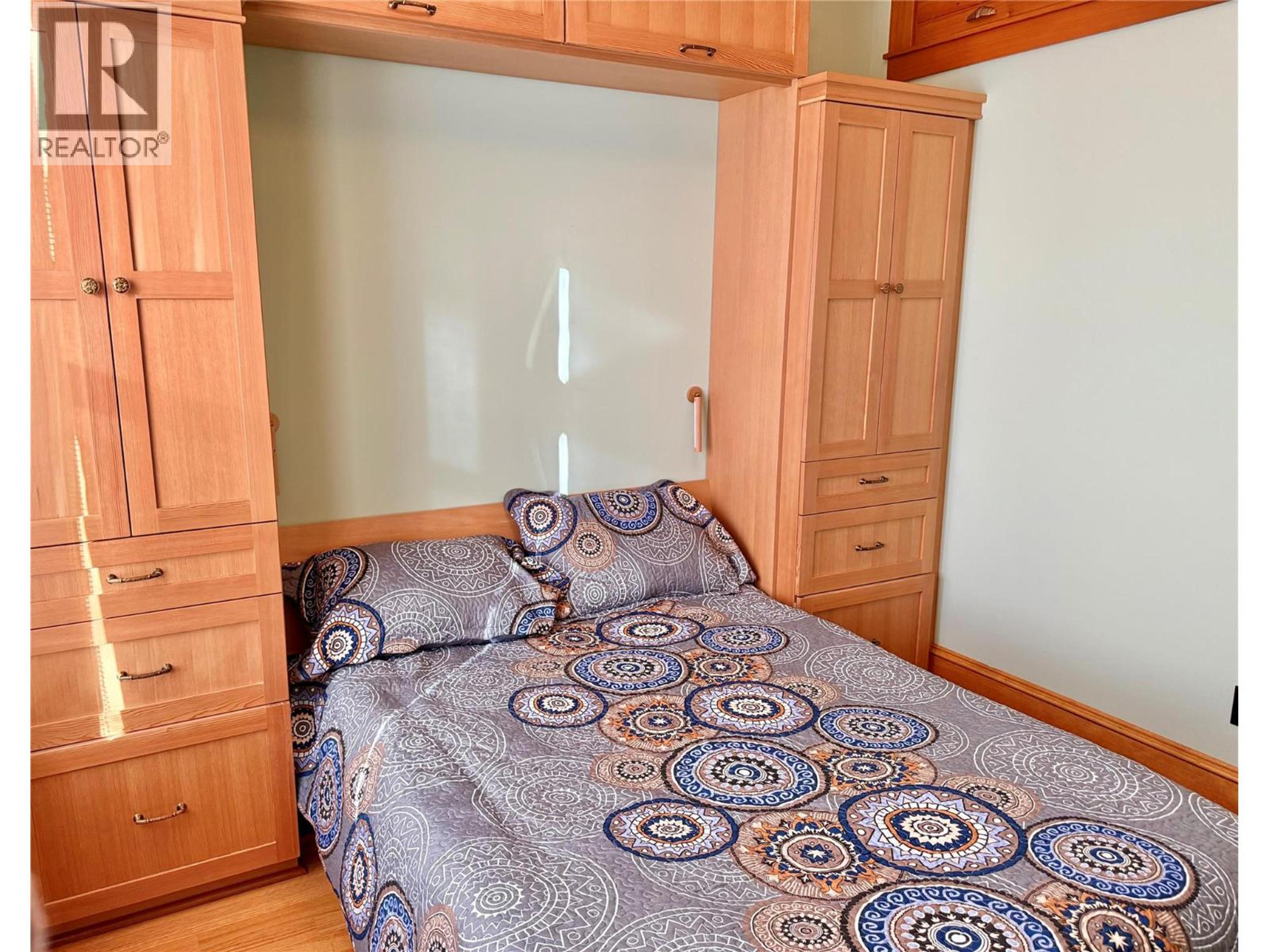 7298 18TH STREET - 27