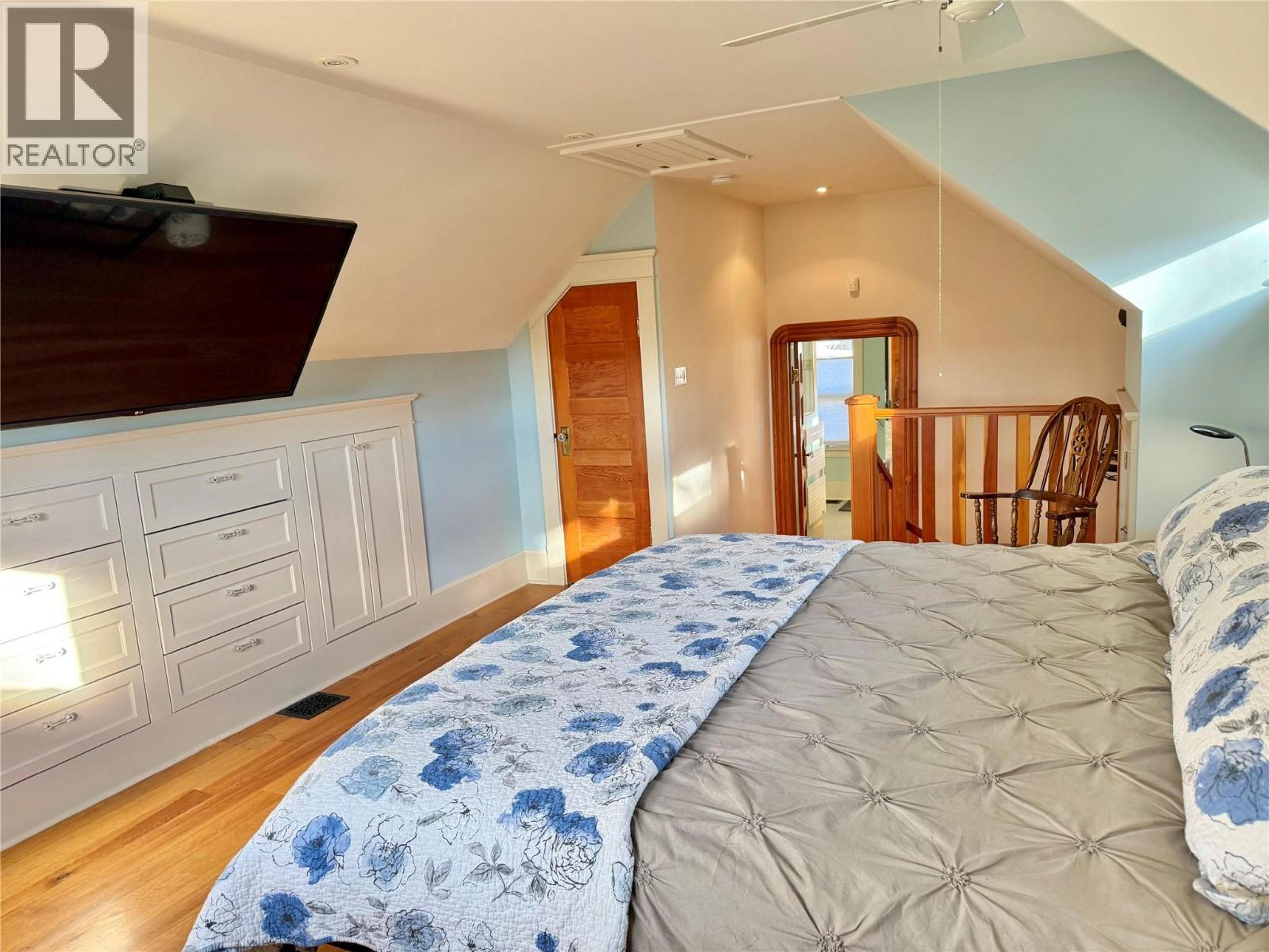 7298 18TH STREET - 31