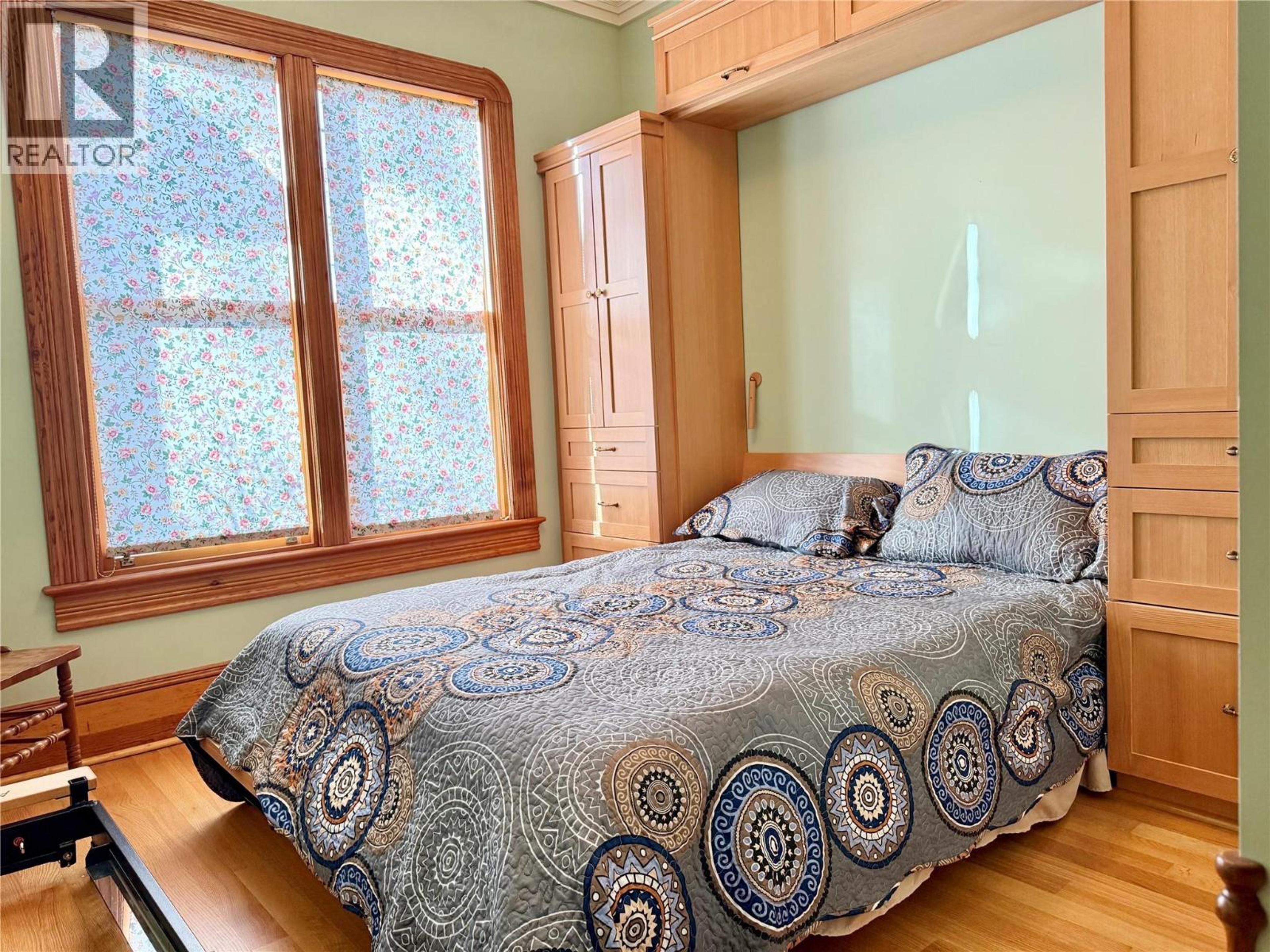 7298 18TH STREET - 26