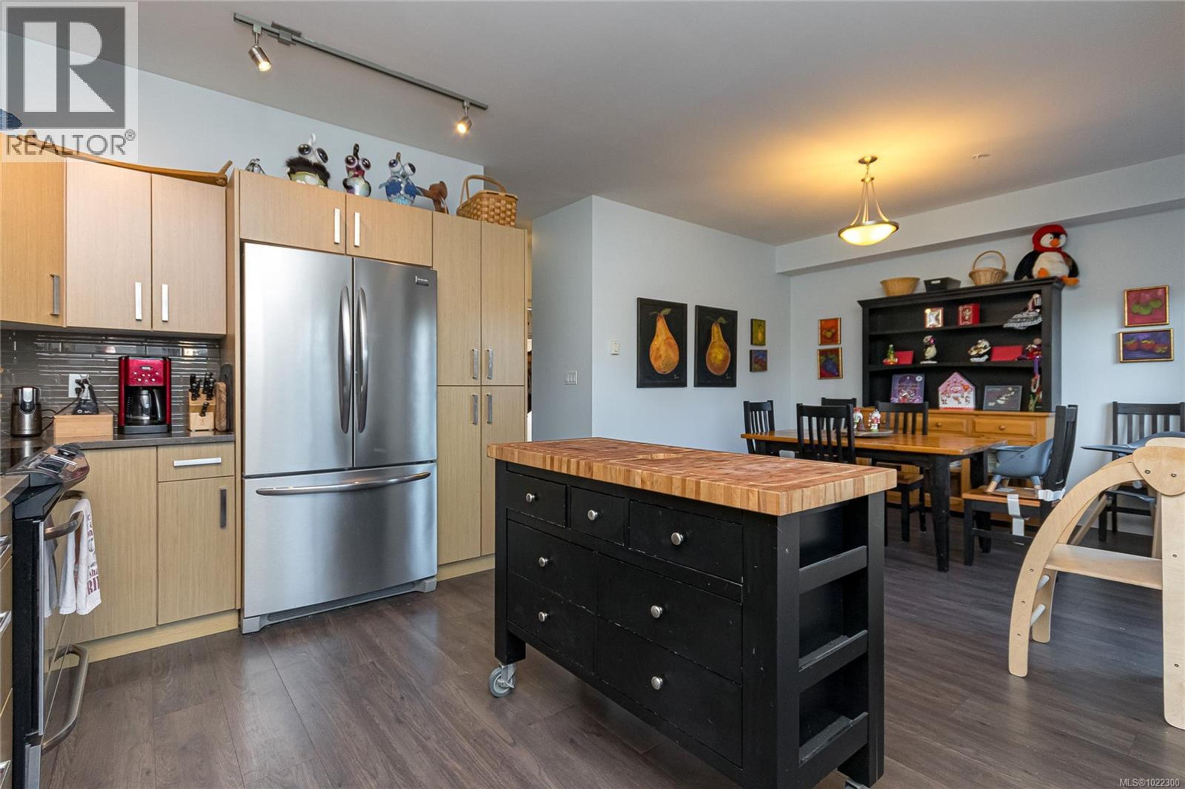 #14 1900 WATKISS WAY - 14