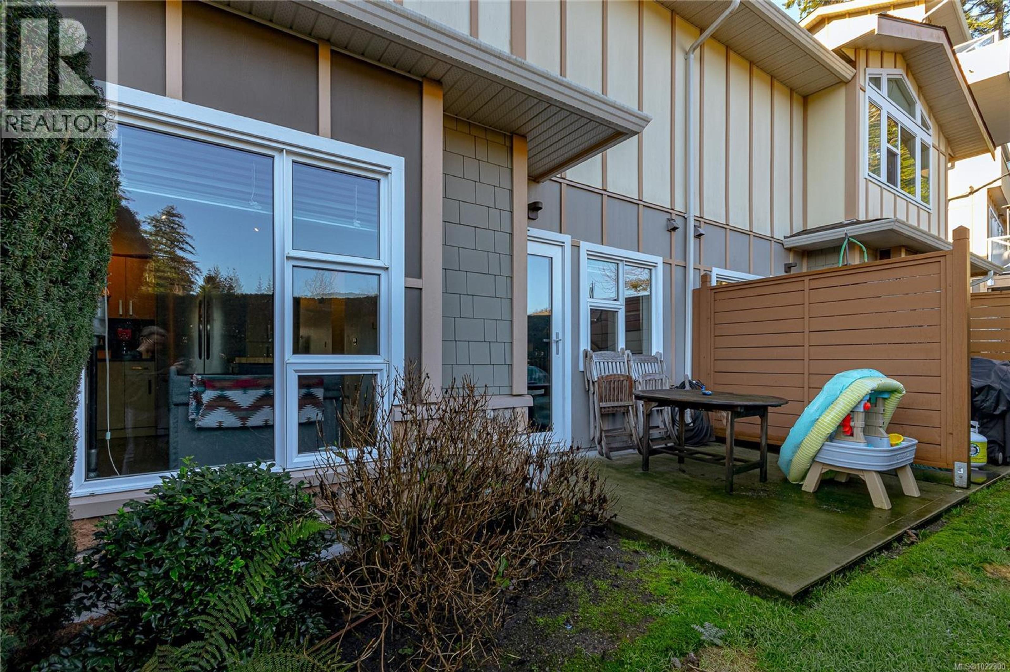 #14 1900 WATKISS WAY - 28