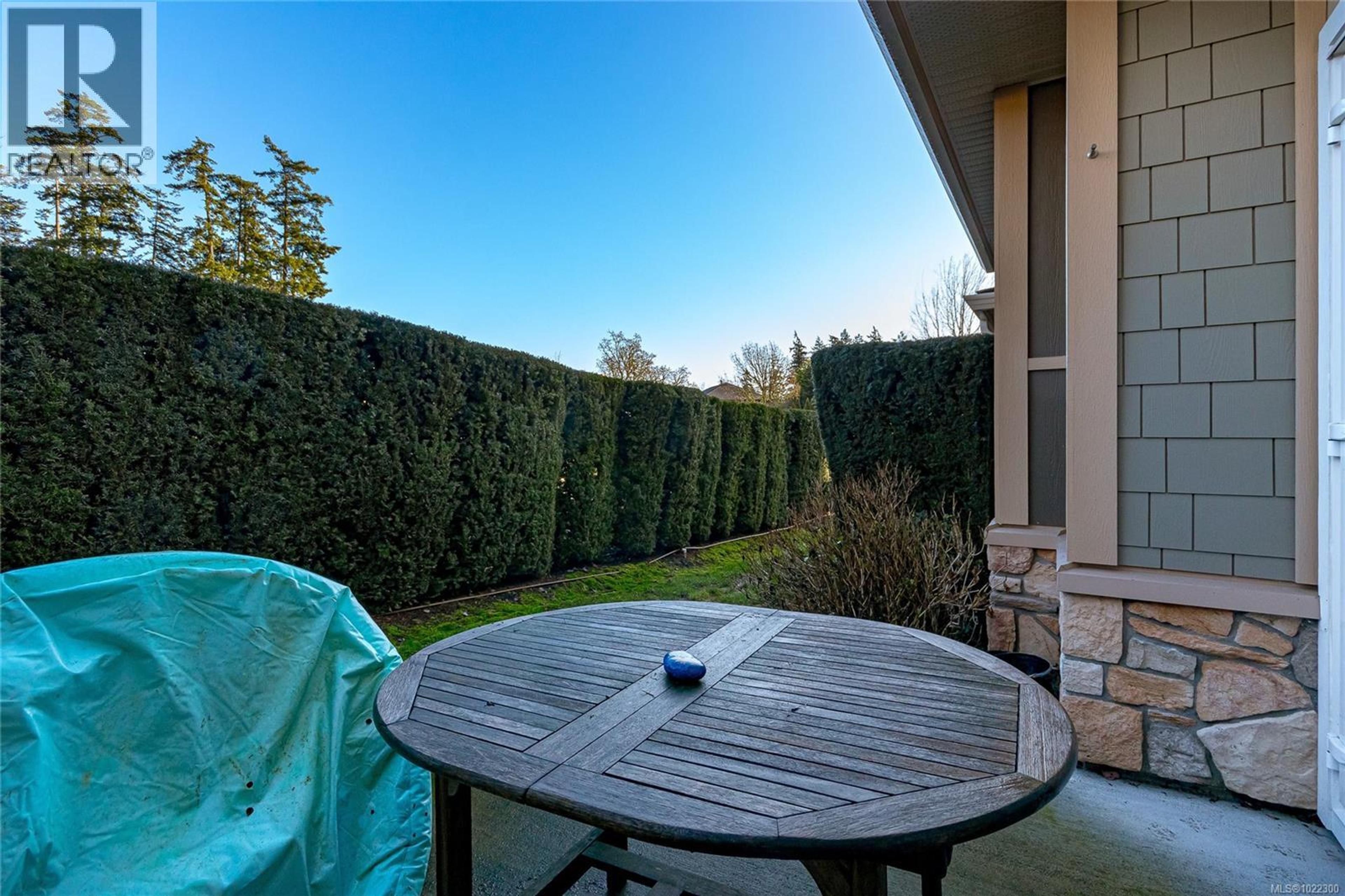 #14 1900 WATKISS WAY - 27